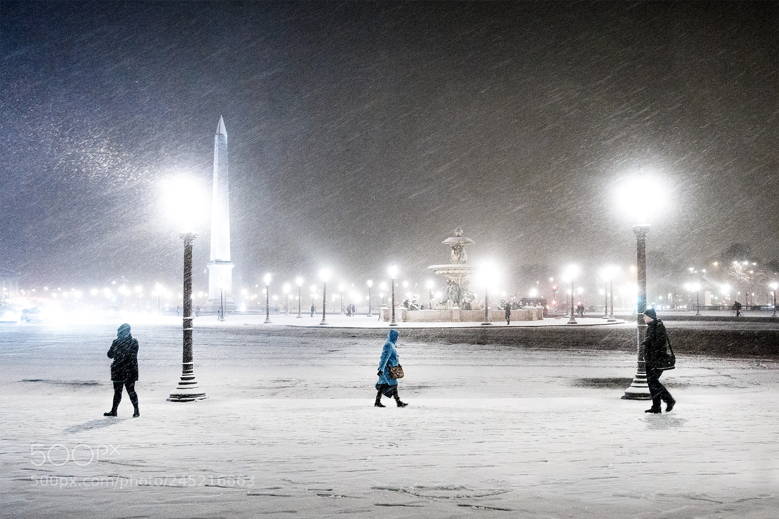 Sony DSC-RX100M5 sample photo. Snow falls over paris photography