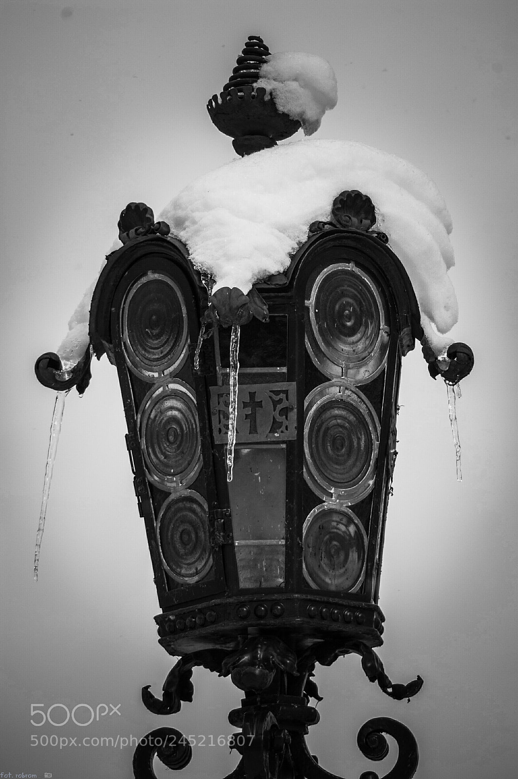Nikon D50 sample photo. Winter lamp photography