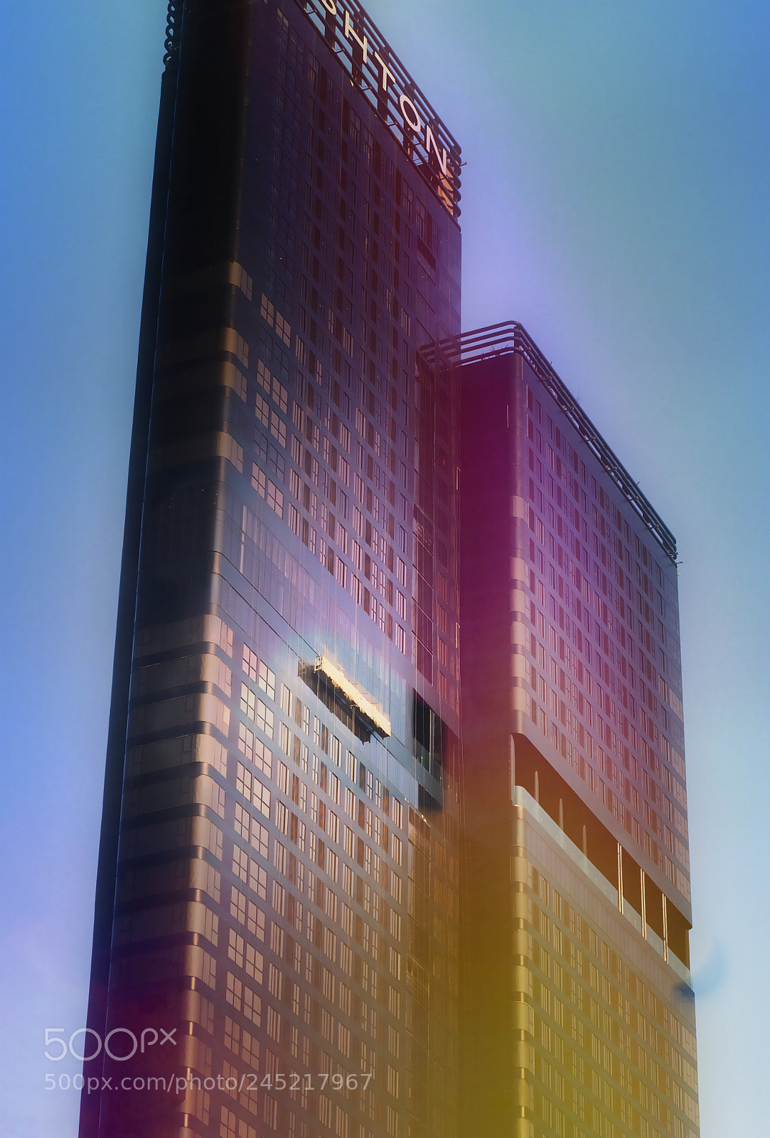 Olympus OM-D E-M10 II sample photo. Window cleaner photography