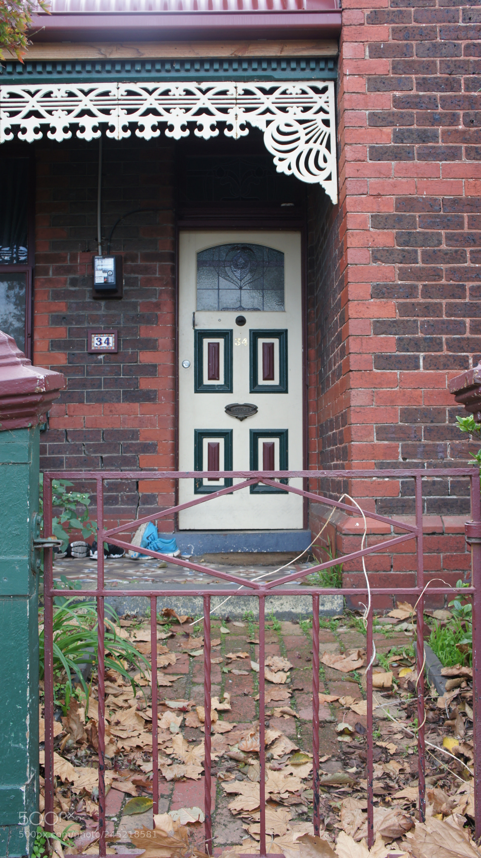 Sony Alpha NEX-3 sample photo. Doors photography