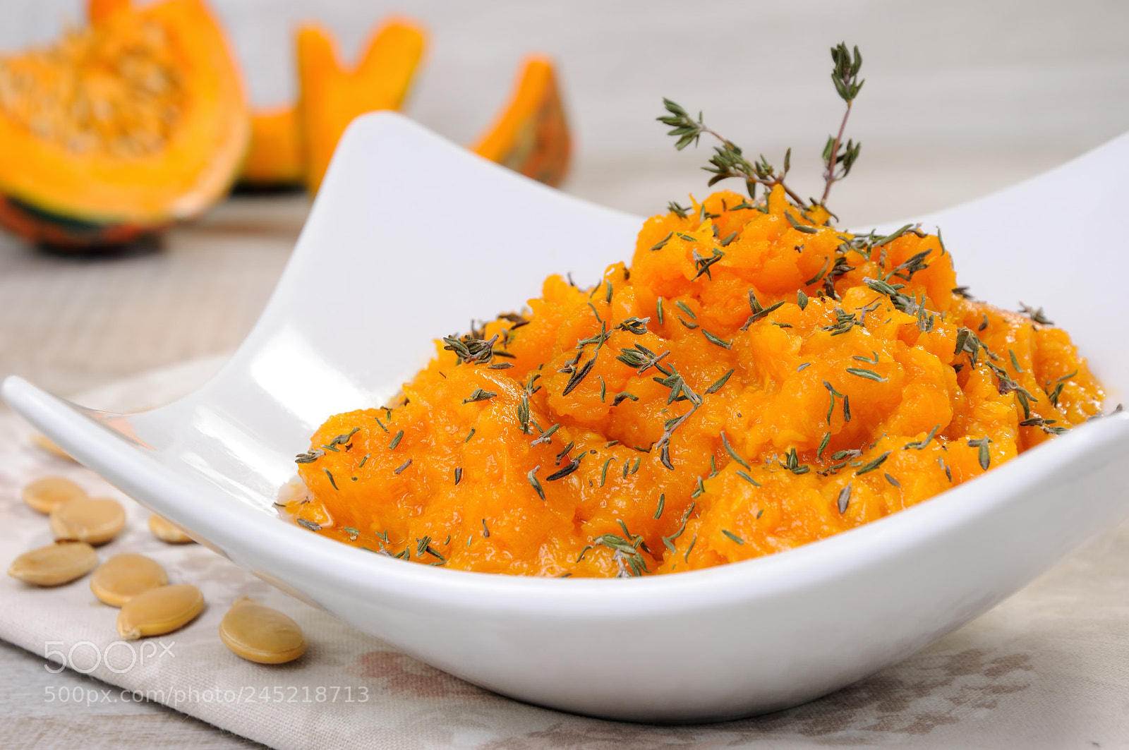 Nikon D90 sample photo. Baked pumpkin with thyme photography