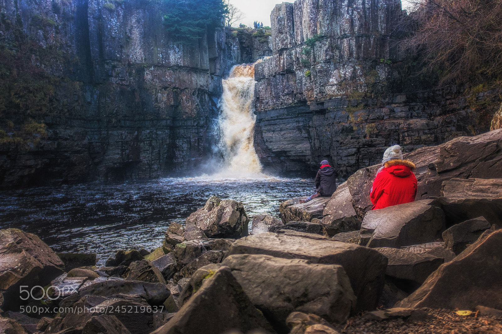 Fujifilm X100T sample photo. The waterfall watchers photography