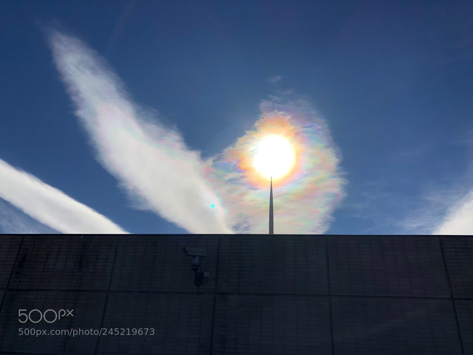Apple iPhone X sample photo. O’clock photography