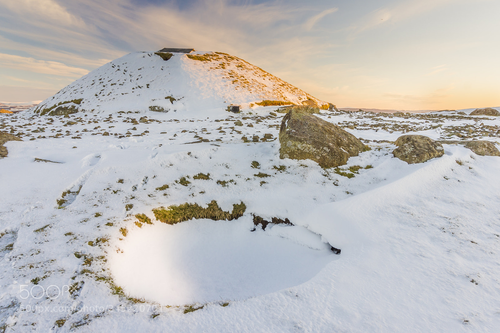 Sony Alpha a5000 (ILCE 5000) sample photo. Cairnpapple in the snow photography