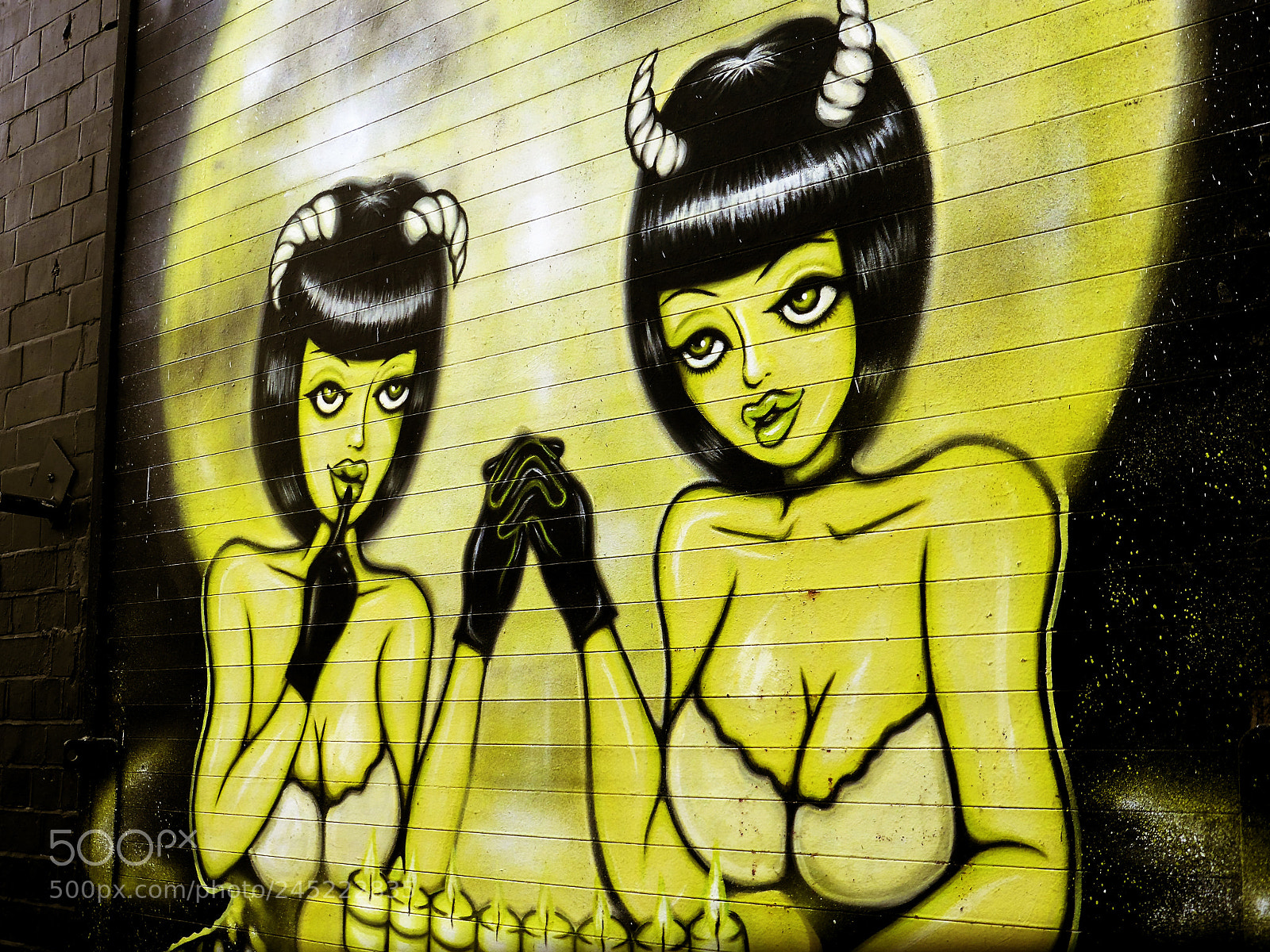 Panasonic Lumix DMC-ZS30 (Lumix DMC-TZ40) sample photo. Shoreditch graffiti - sisters photography