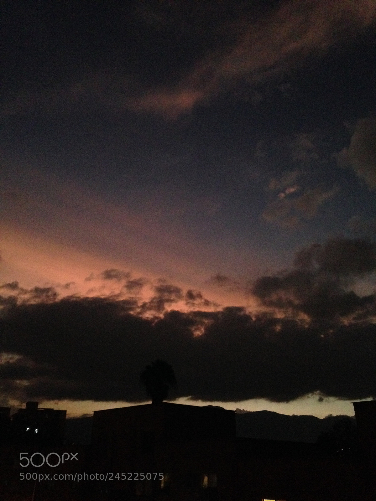 Apple iPhone 5c sample photo. Night colors photography
