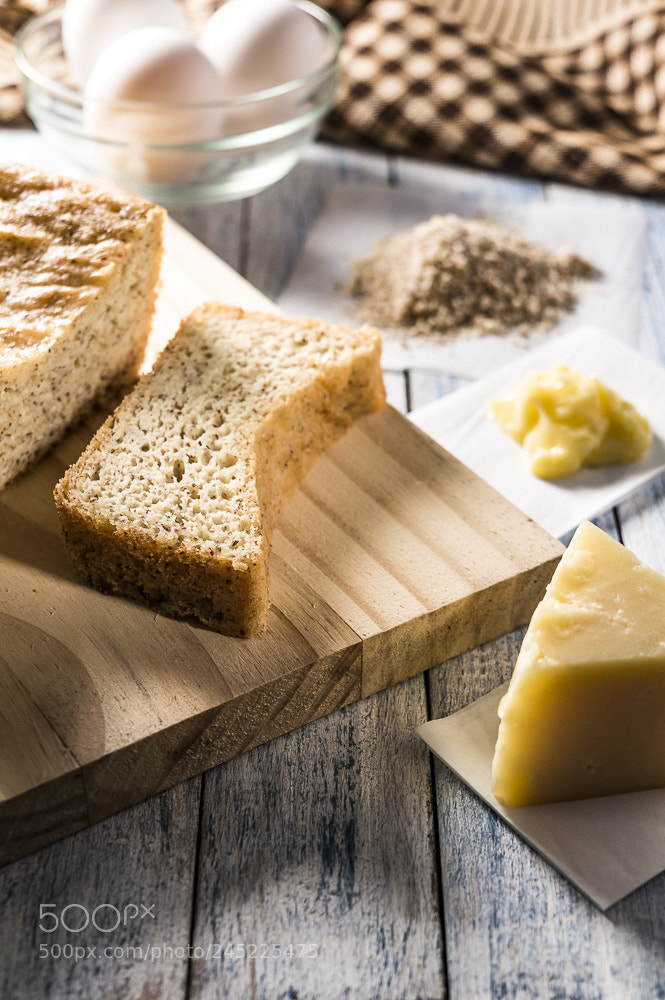Nikon D3200 sample photo. Lowcarb bread photography