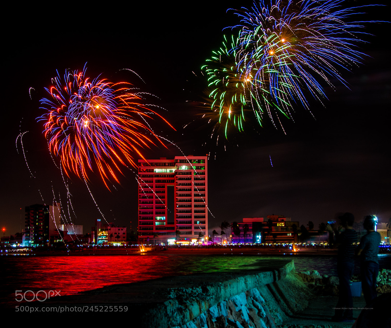 Nikon D5200 sample photo. Explosion over torre m photography