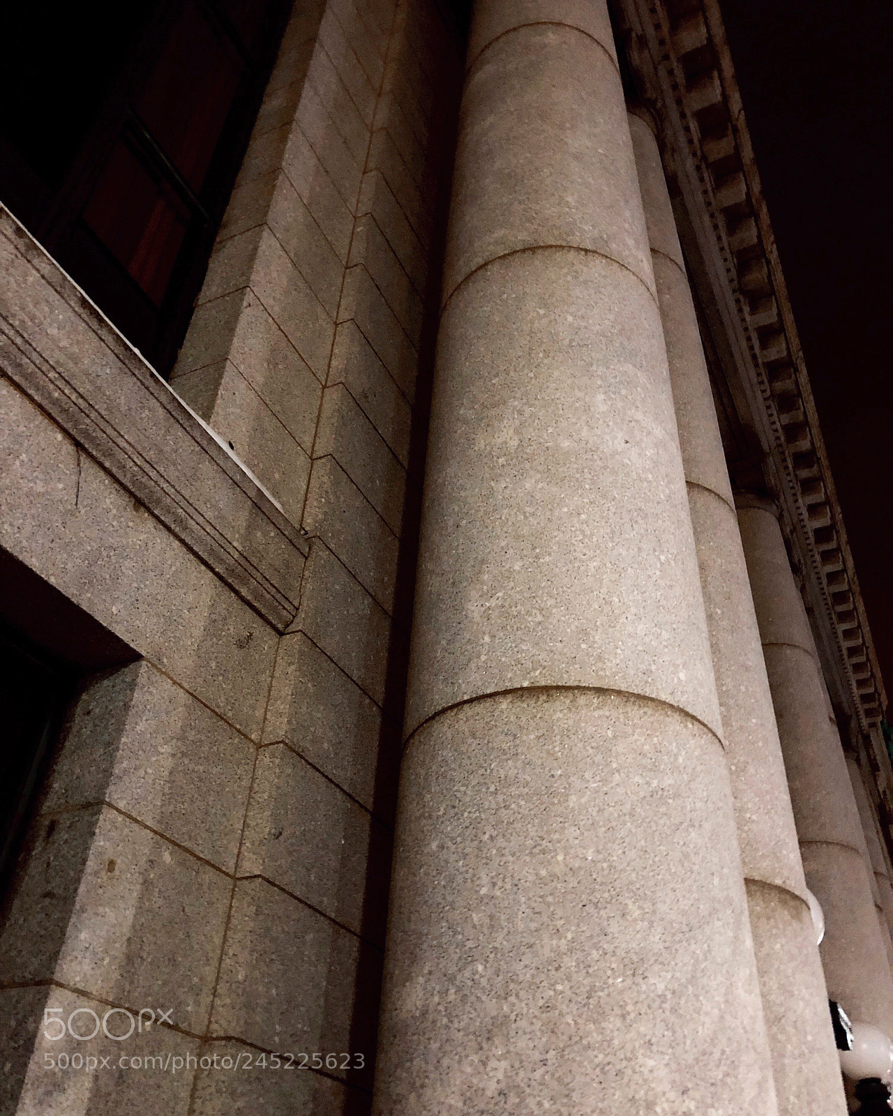 Apple iPhone 8 Plus sample photo. Architecture at night. photography