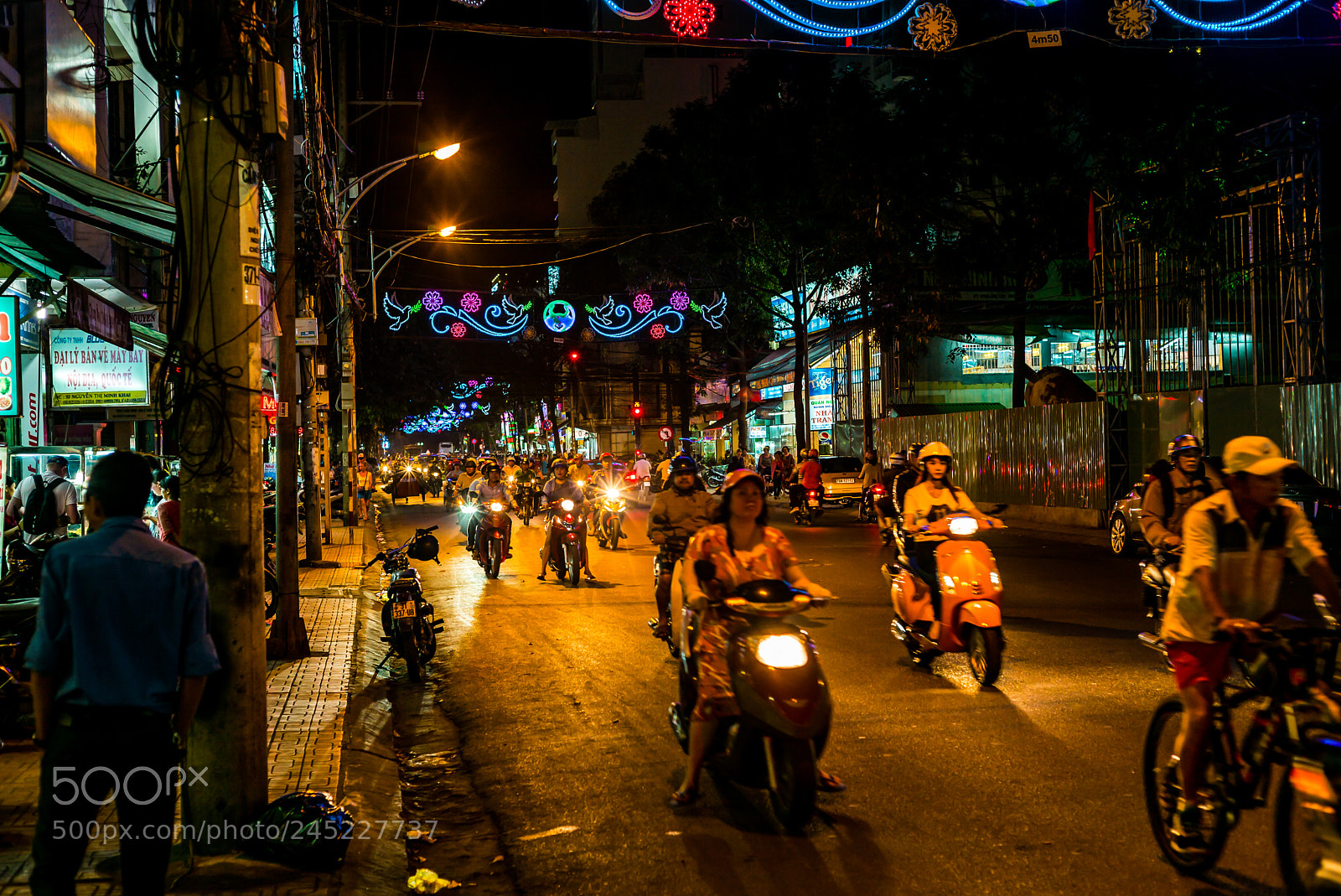 Leica M (Typ 262) sample photo. Night traffic photography