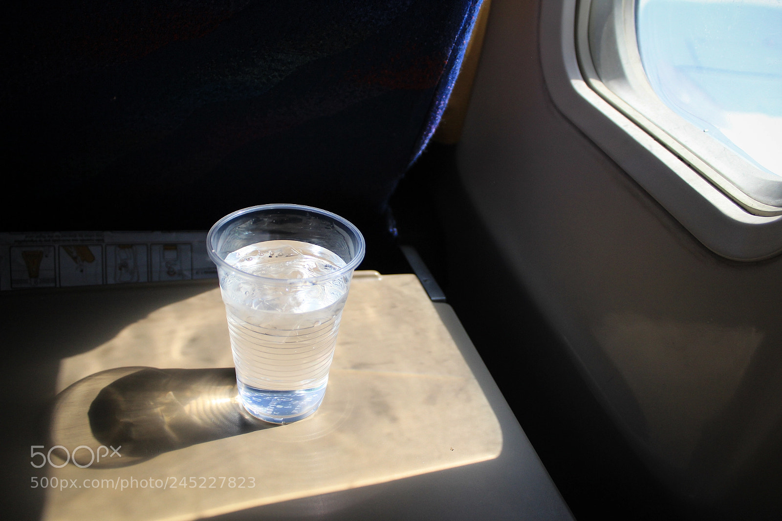 Canon EOS 1300D (EOS Rebel T6 / EOS Kiss X80) sample photo. Avión para venezuela photography