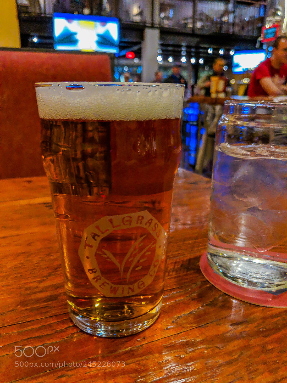 Google Pixel 2 XL sample photo. Christmas outings photography