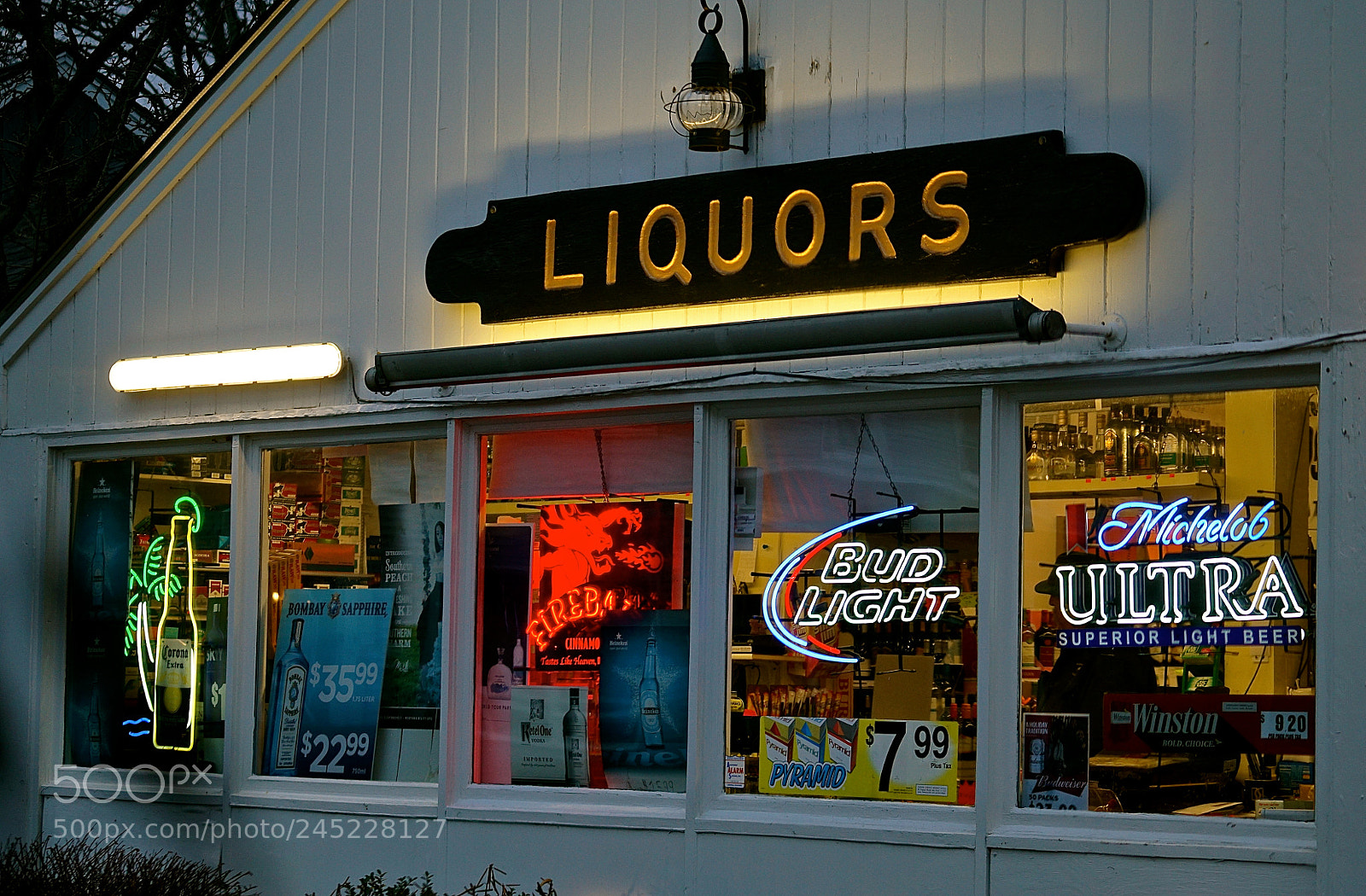 Sony a7R II sample photo. Picking up supplies photography