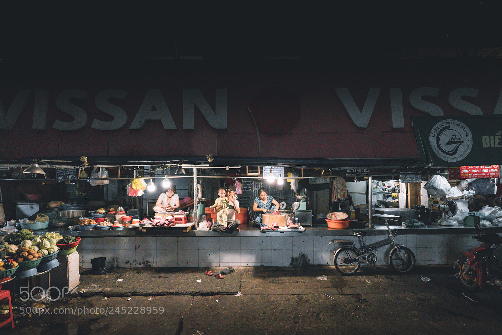 Sony a7R II sample photo. Street market in sai photography