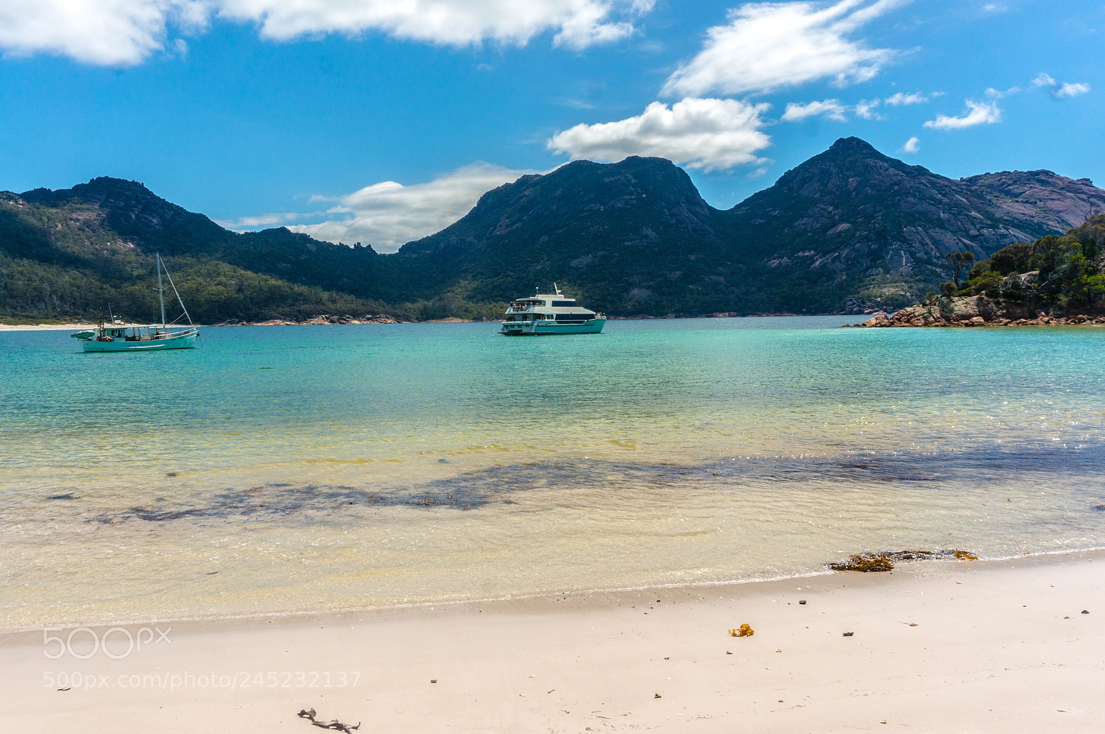 Sony Alpha NEX-6 sample photo. Wineglass bay photography