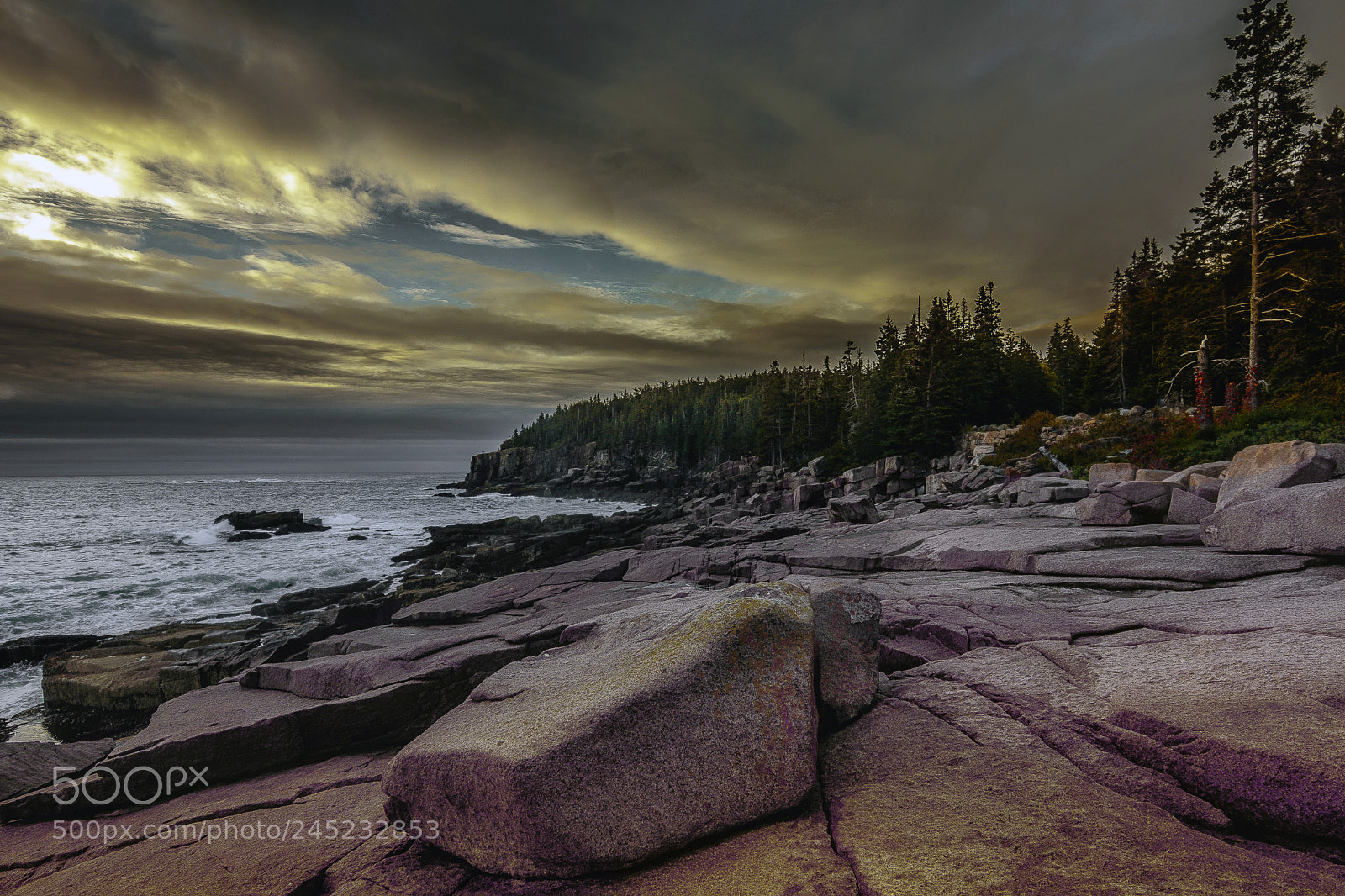 Canon EOS 7D Mark II sample photo. Rocky coast line photography