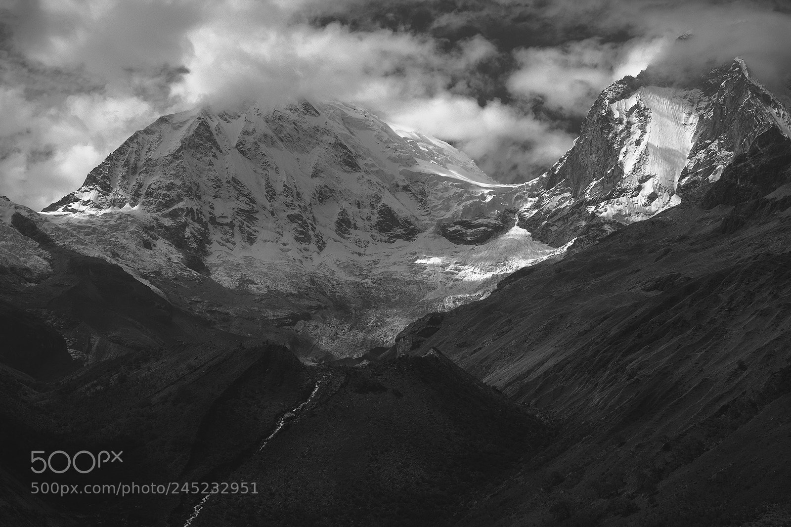 Nikon D5500 sample photo. Macizo huascar n mataraju photography