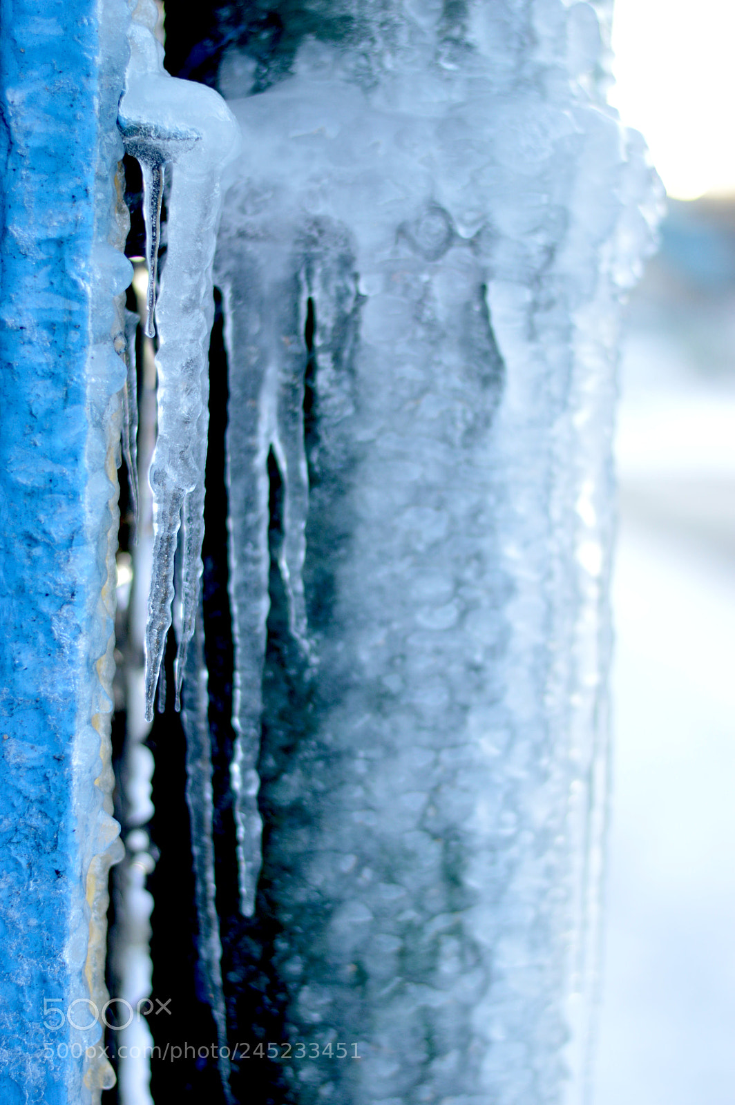 Nikon D3200 sample photo. Icicles hiding 01 photography