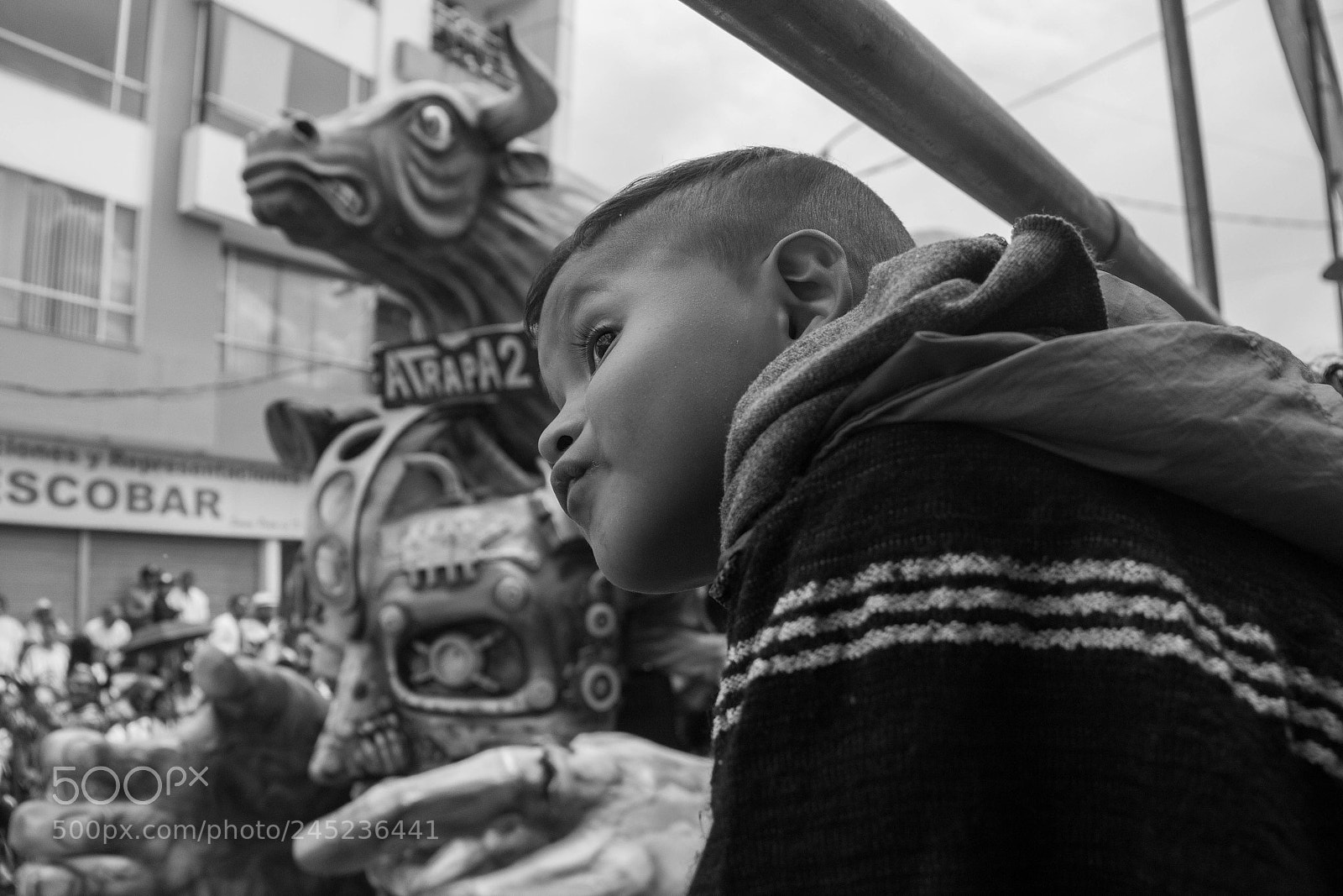 Canon EOS 60D sample photo. Niño curioso photography