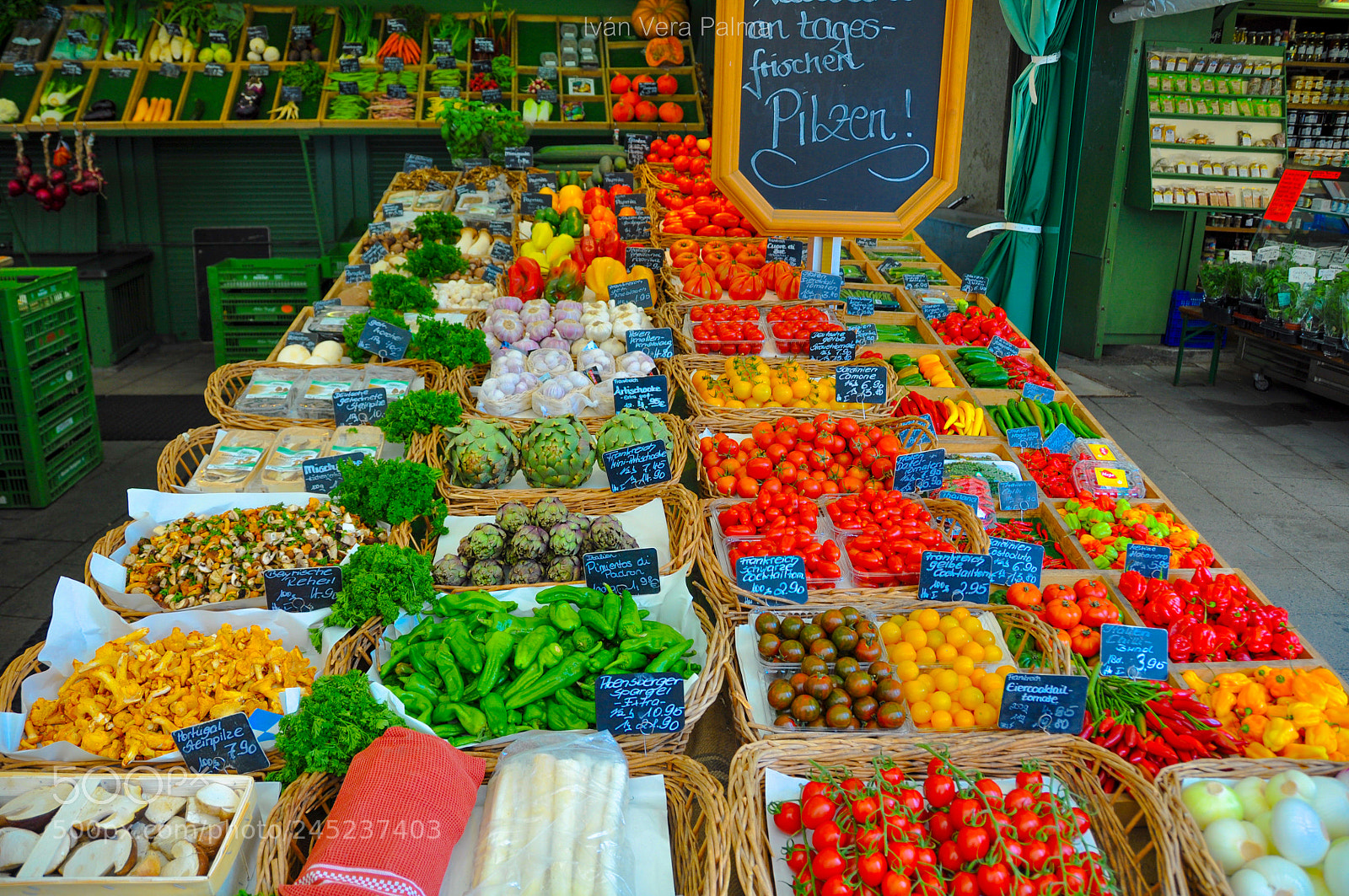 Nikon D90 sample photo. Colore photography