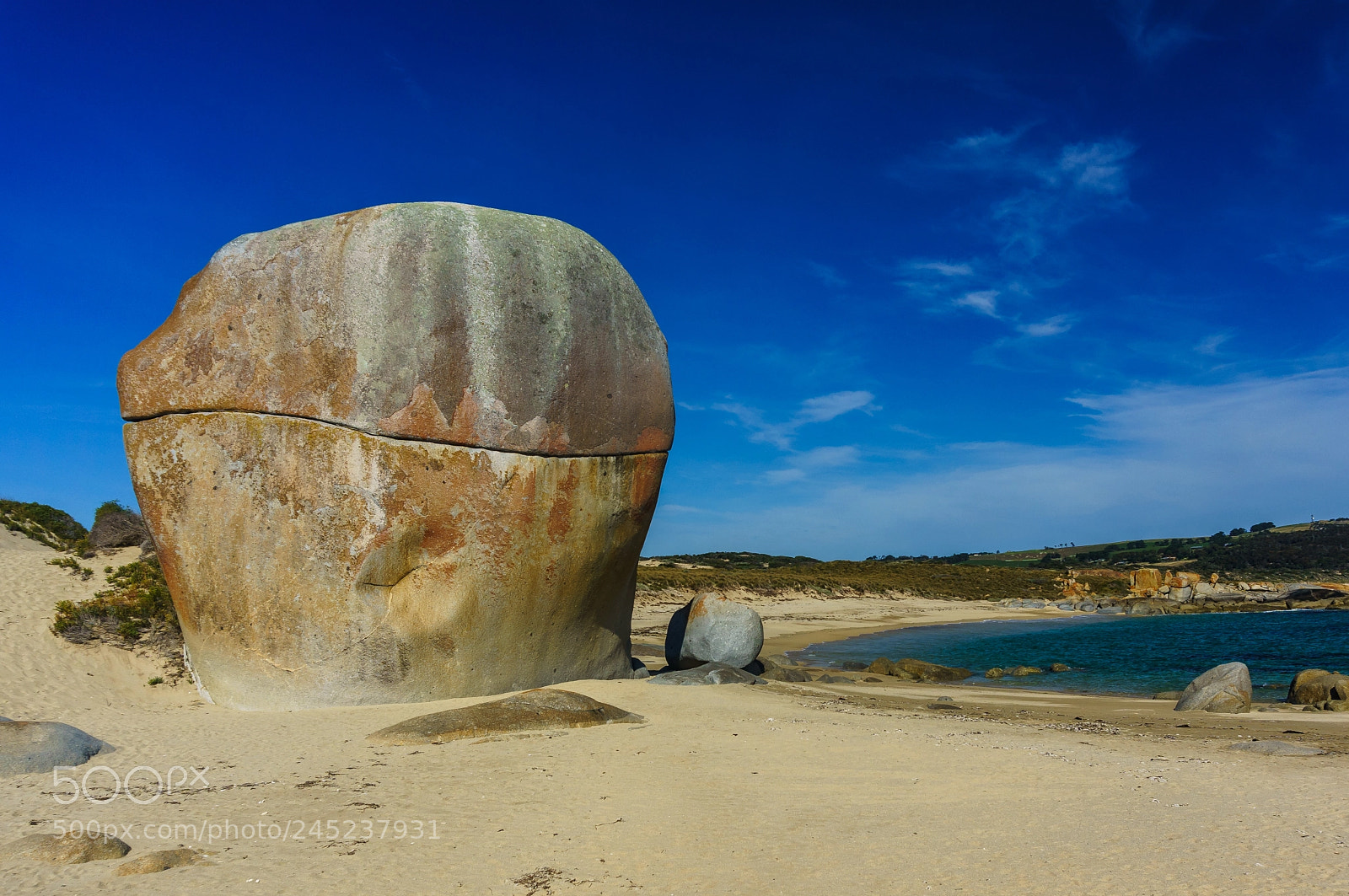 Sony Alpha NEX-6 sample photo. Flinders island rock formation photography