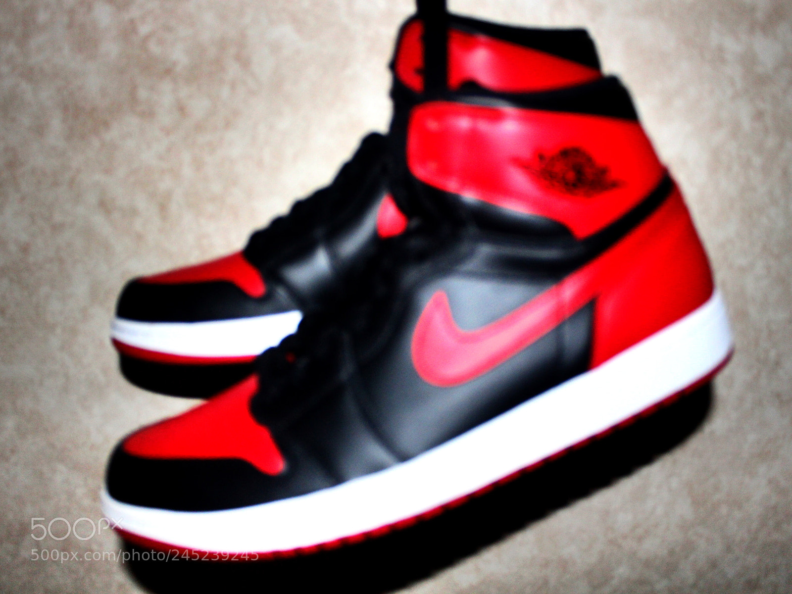 Canon EOS 1200D (EOS Rebel T5 / EOS Kiss X70 / EOS Hi) sample photo. Nike air jordan i photography