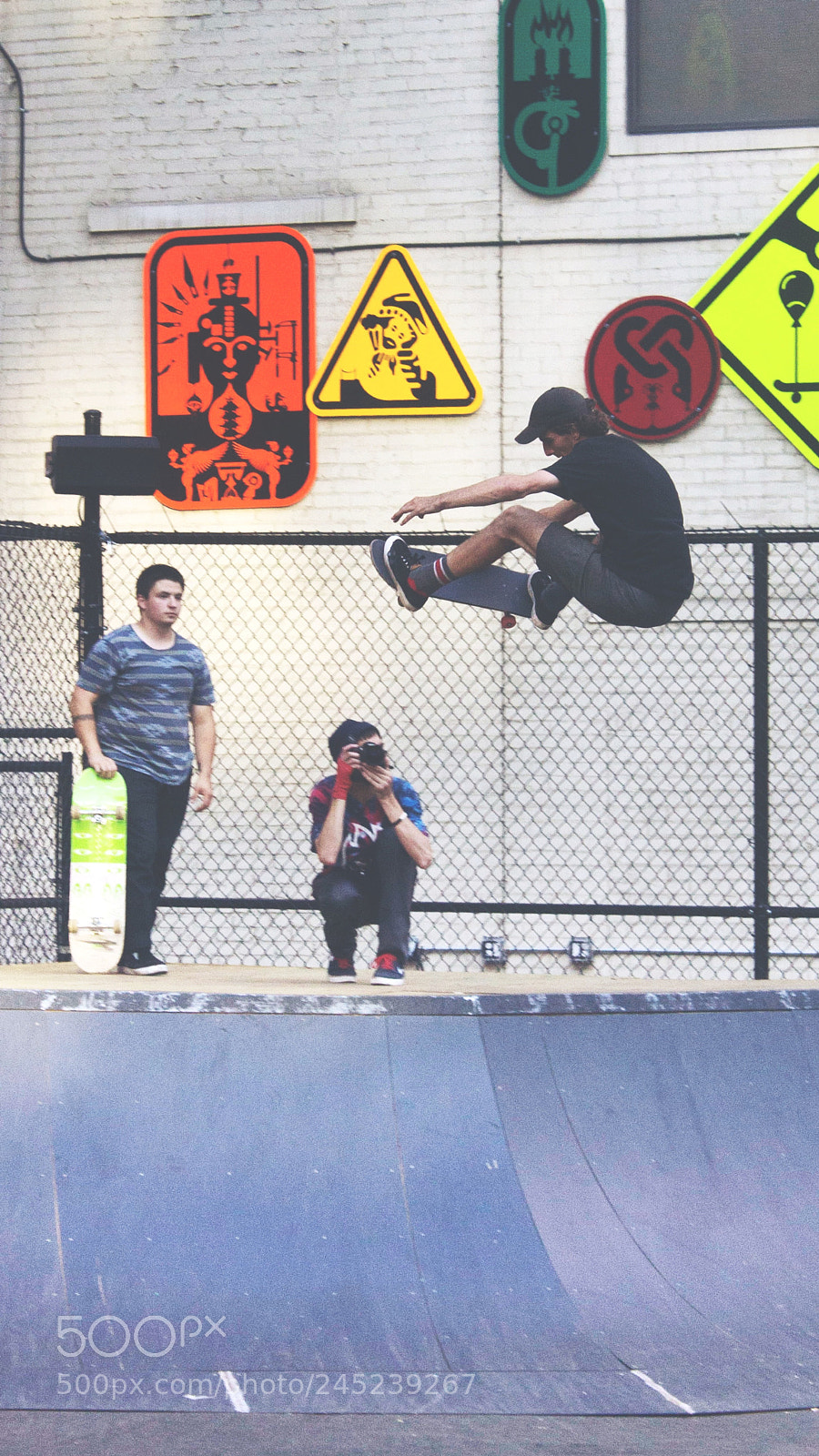 Canon EOS 1200D (EOS Rebel T5 / EOS Kiss X70 / EOS Hi) sample photo. David dixon // frontside indy photography