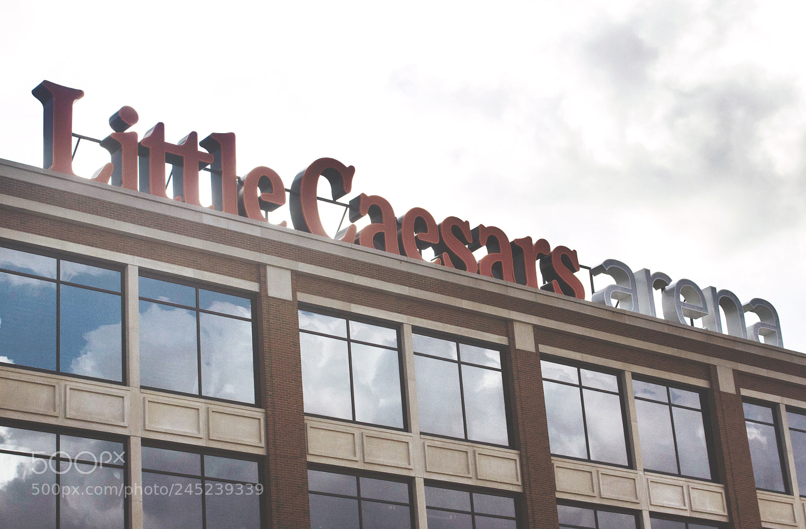 Canon EOS 1200D (EOS Rebel T5 / EOS Kiss X70 / EOS Hi) sample photo. Little caesar’s arena photography