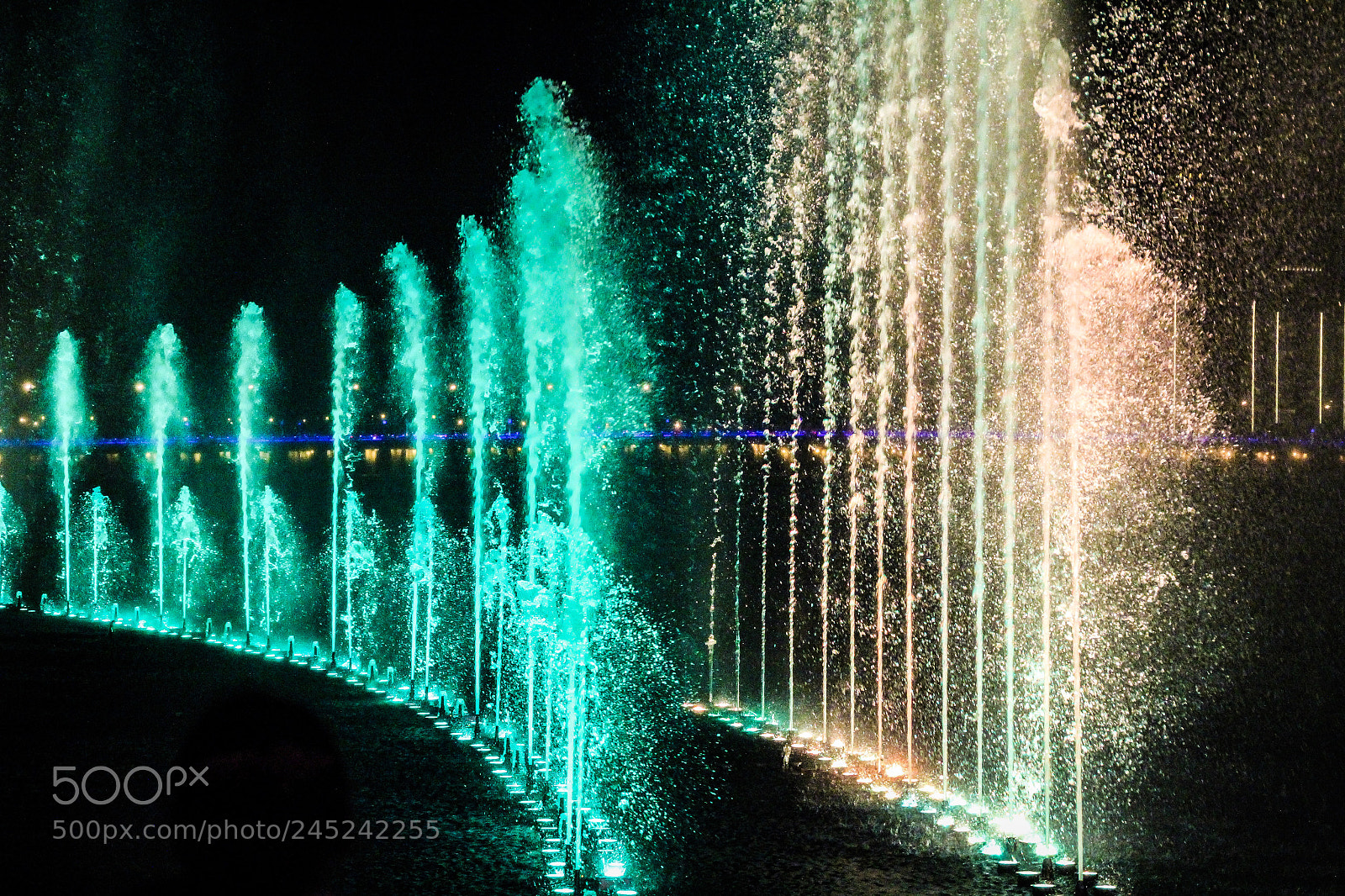 Canon EOS 600D (Rebel EOS T3i / EOS Kiss X5) sample photo. Water show!!! photography