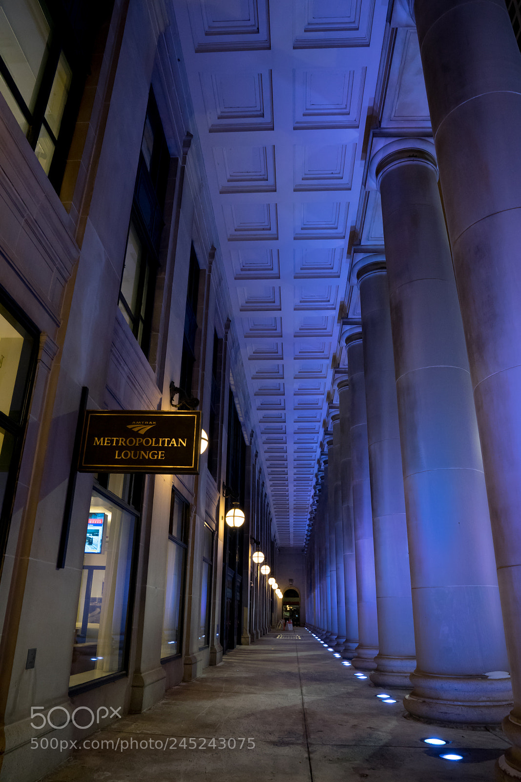 Sony a7 II sample photo. Metropolitan lounge photography