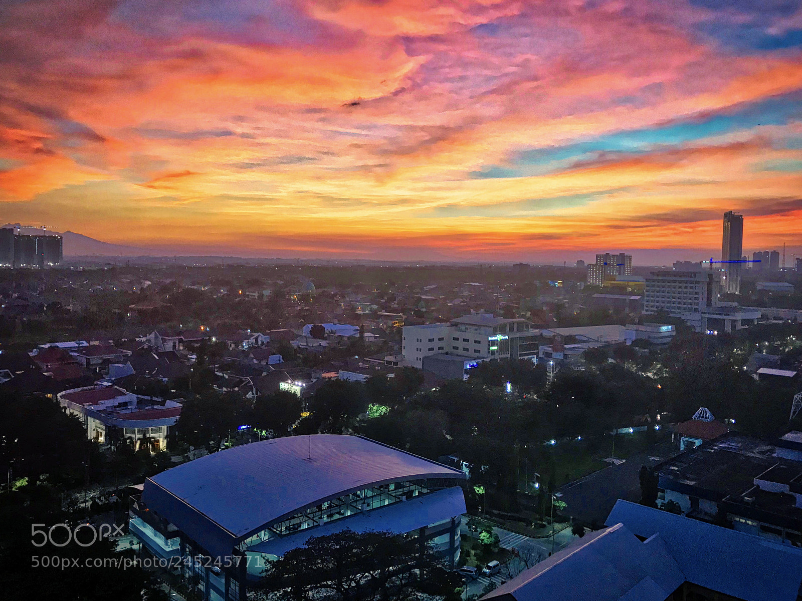 Apple iPhone 7 Plus sample photo. Surabaya isn t a photography