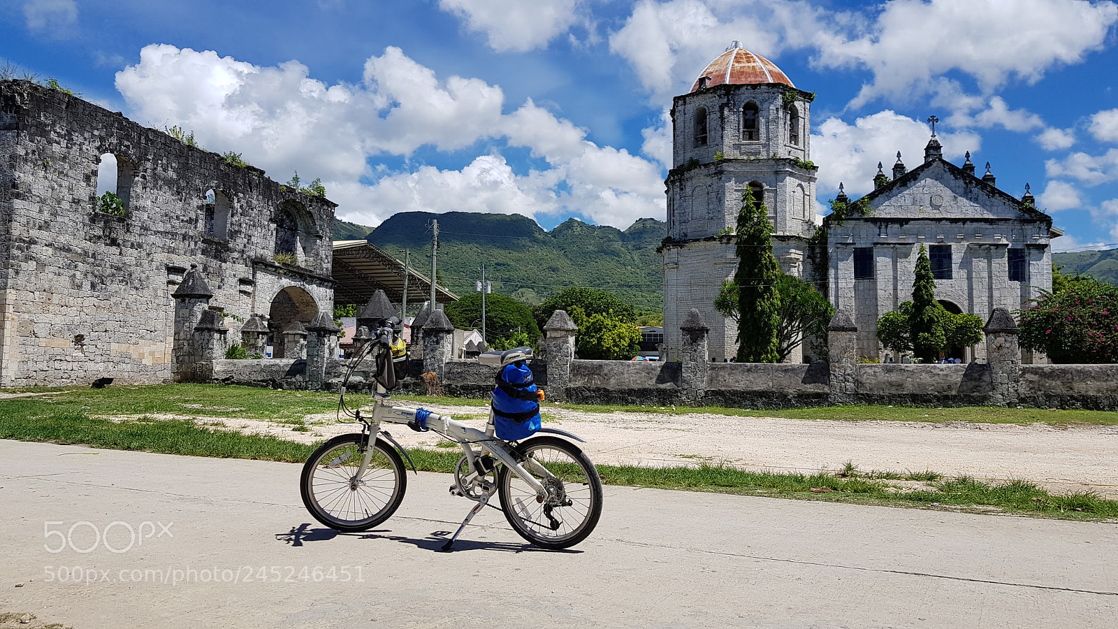 Samsung Galaxy S8 sample photo. Bike-packing photography