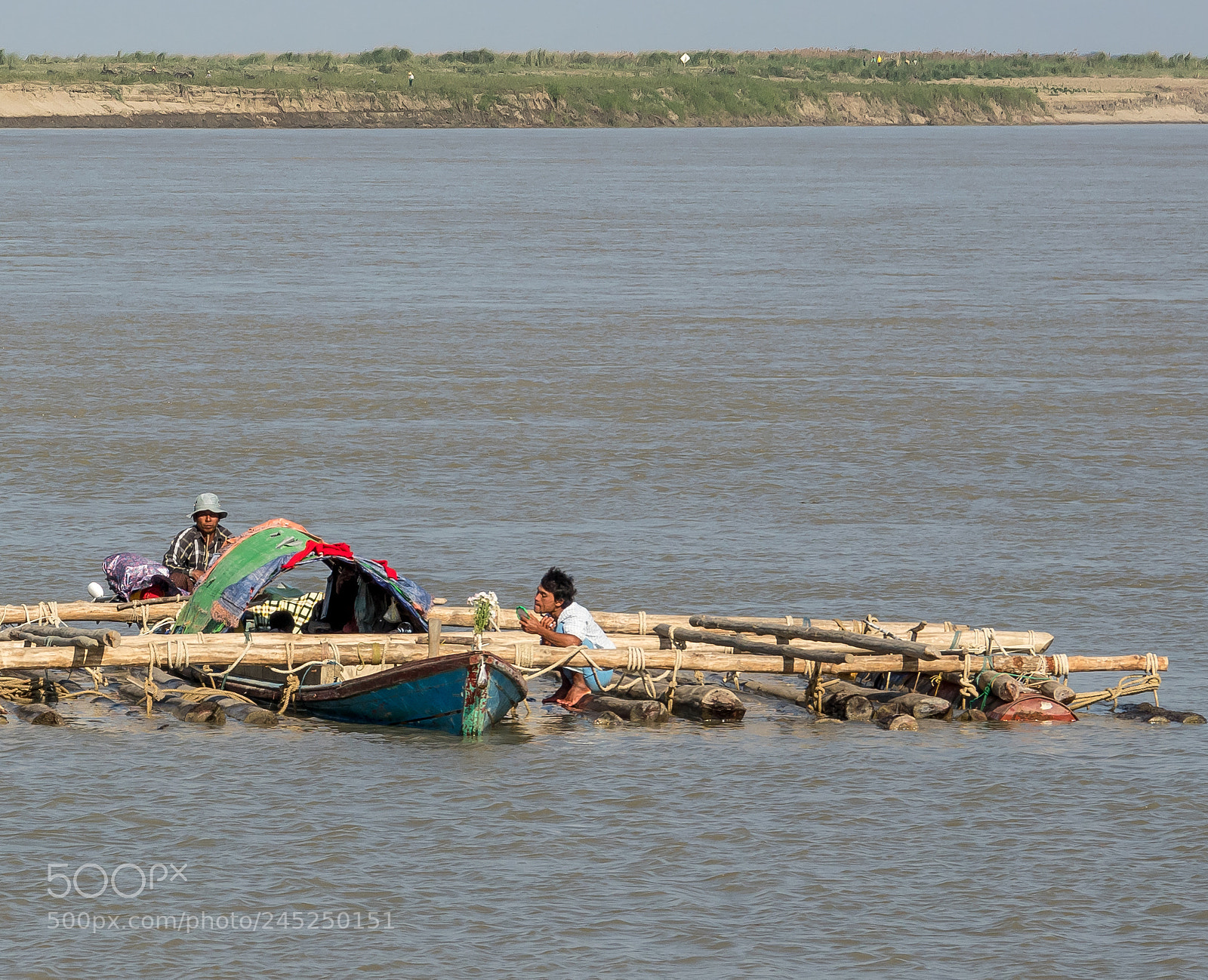 Sony Cyber-shot DSC-RX10 III sample photo. Shaving on the river photography