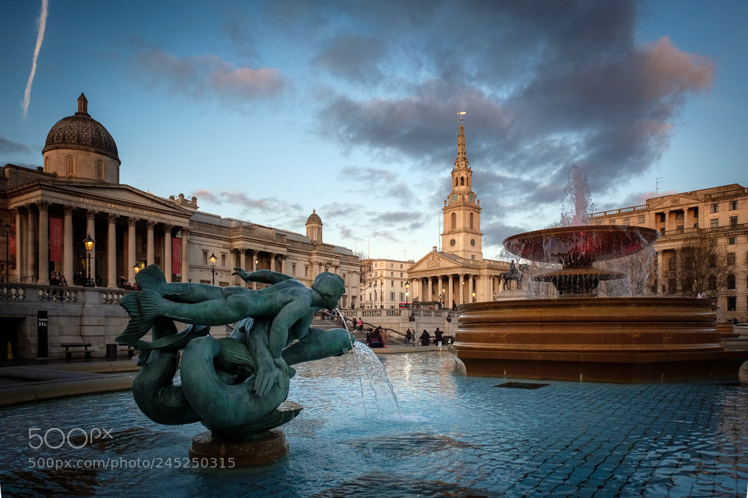 Fujifilm X-T2 sample photo. Trafalgar square. photography