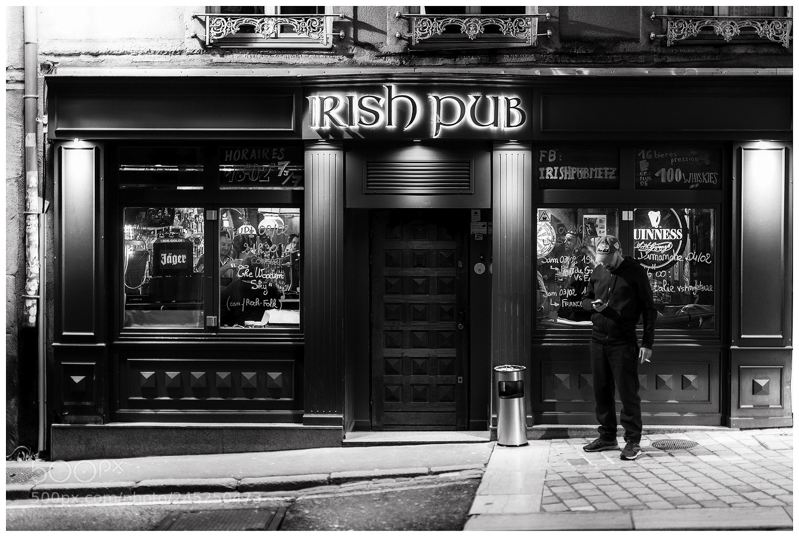 Nikon D810 sample photo. Irish pub metz photography