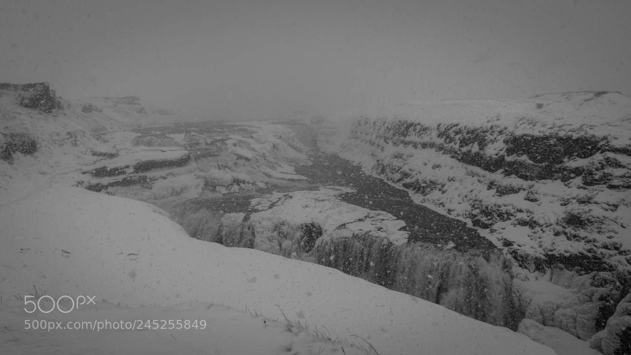 Nikon D90 sample photo. Frozen gullfoss in winter photography