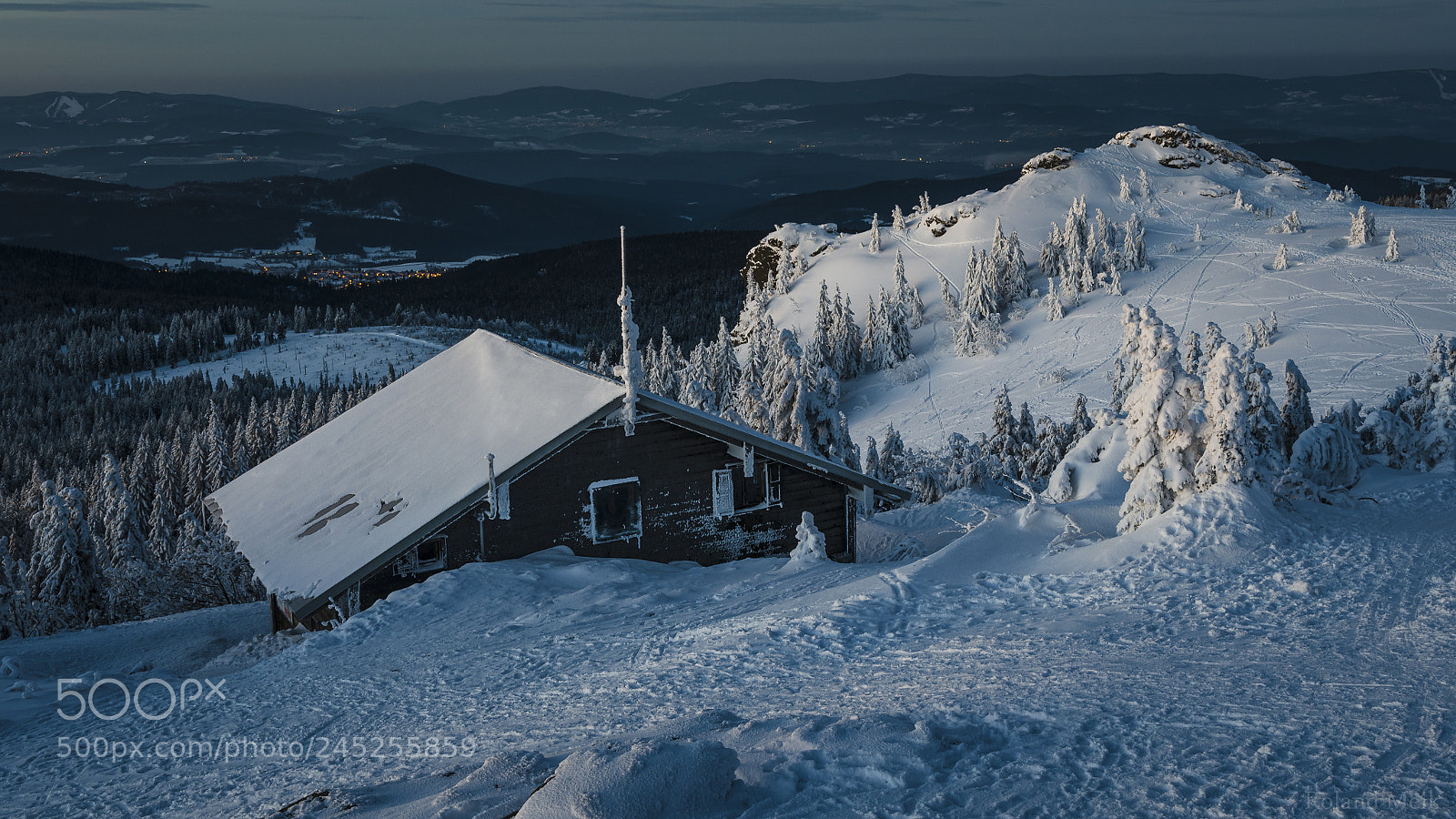 Nikon D5100 sample photo. View from the peak photography