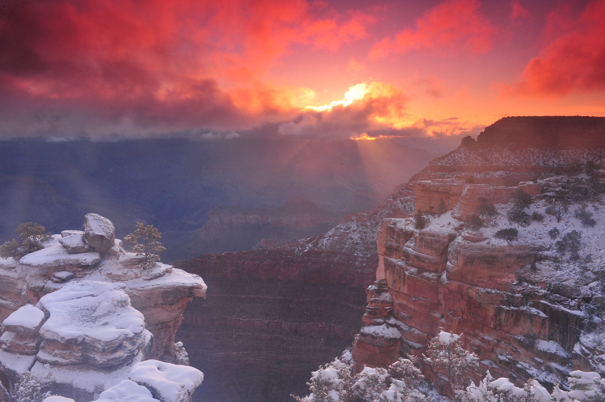 Nikon AF-S Nikkor 24-70mm F2.8G ED sample photo. Grand canyon after storm photography