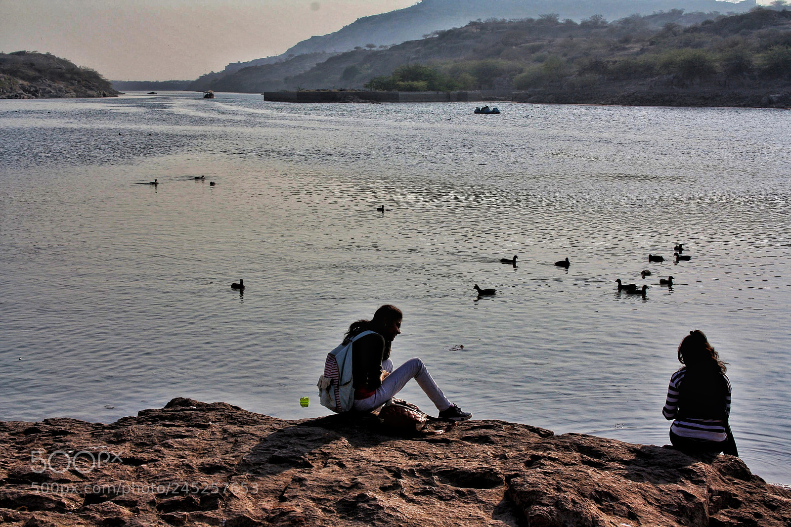 Canon EOS 1000D (EOS Digital Rebel XS / EOS Kiss F) sample photo. Waiting day at jodhpur photography
