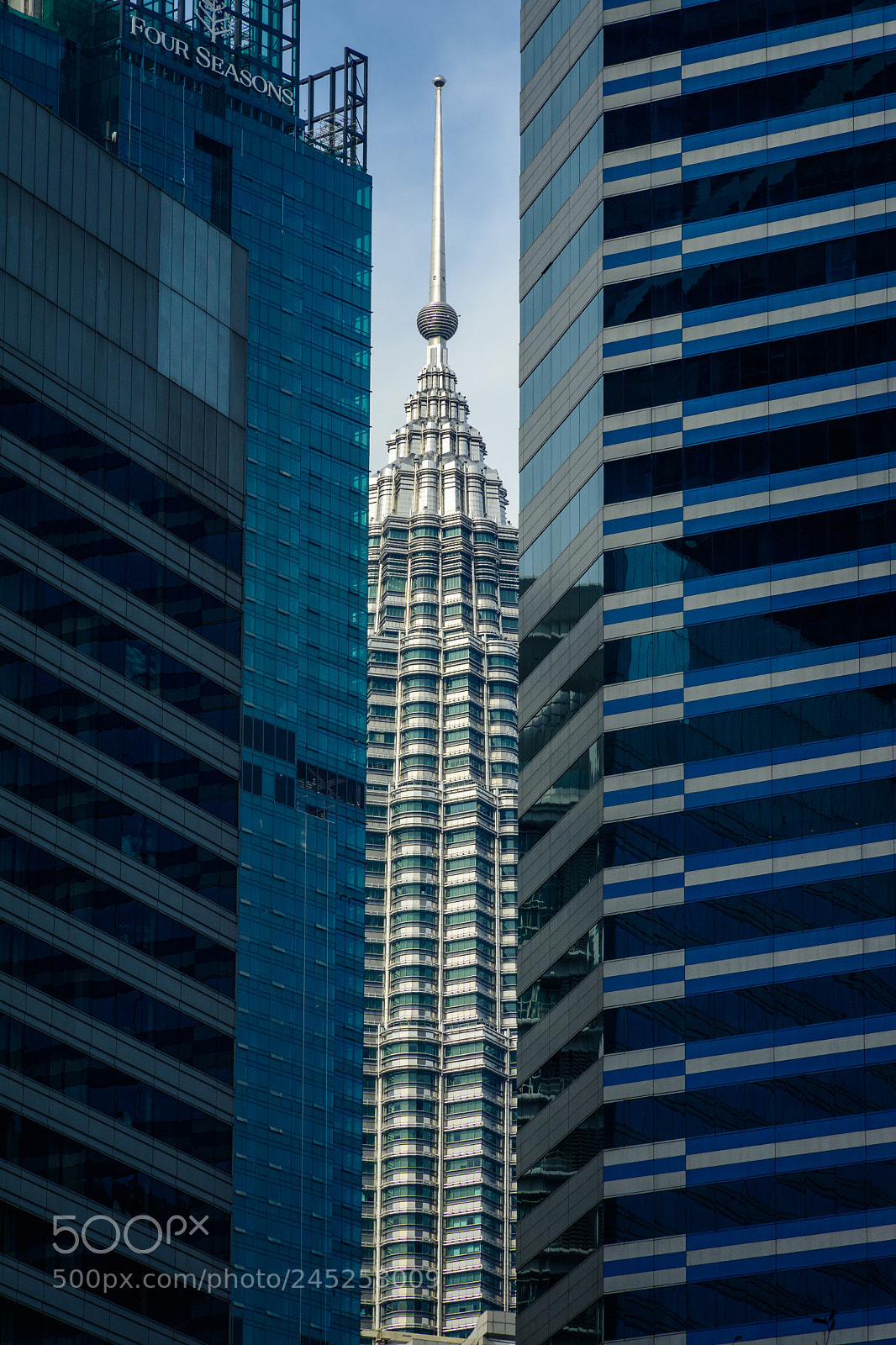 Nikon D7100 sample photo. Petronas twin towers photography