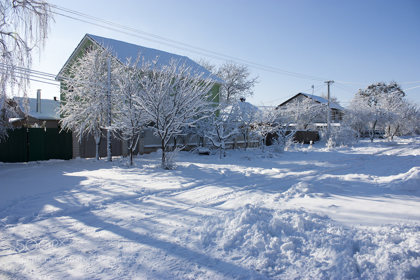 Canon EOS 450D (EOS Rebel XSi / EOS Kiss X2) sample photo. Winter street in the photography