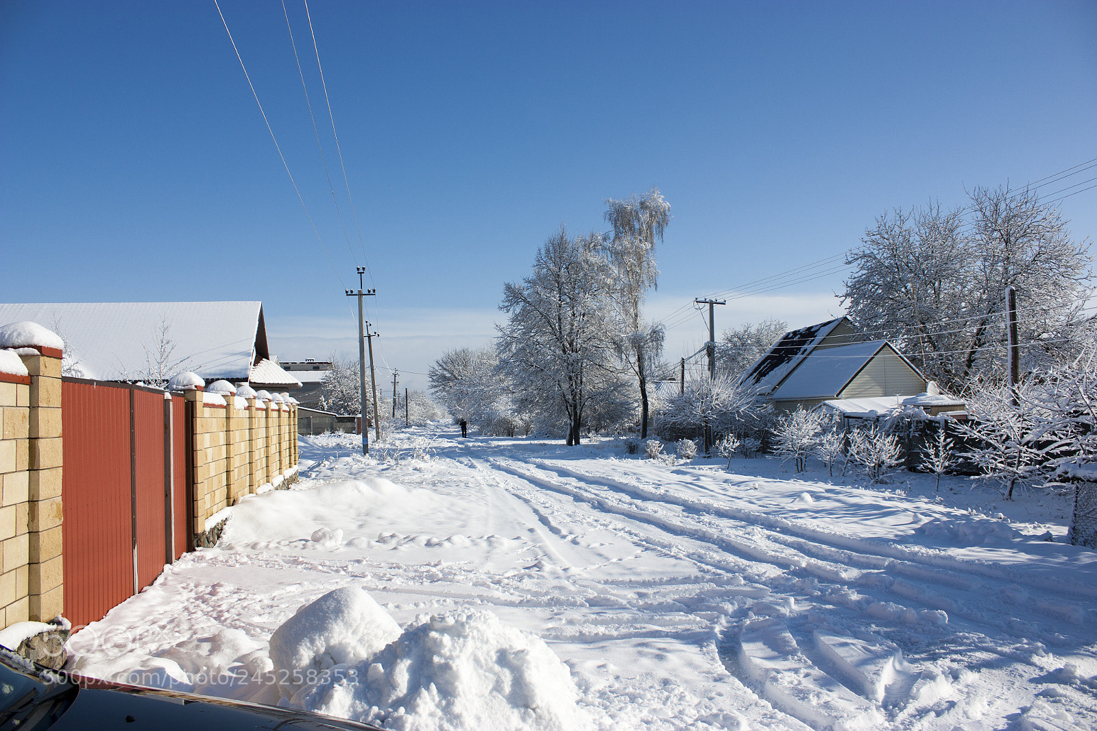Canon EOS 450D (EOS Rebel XSi / EOS Kiss X2) sample photo. Winter street in the photography