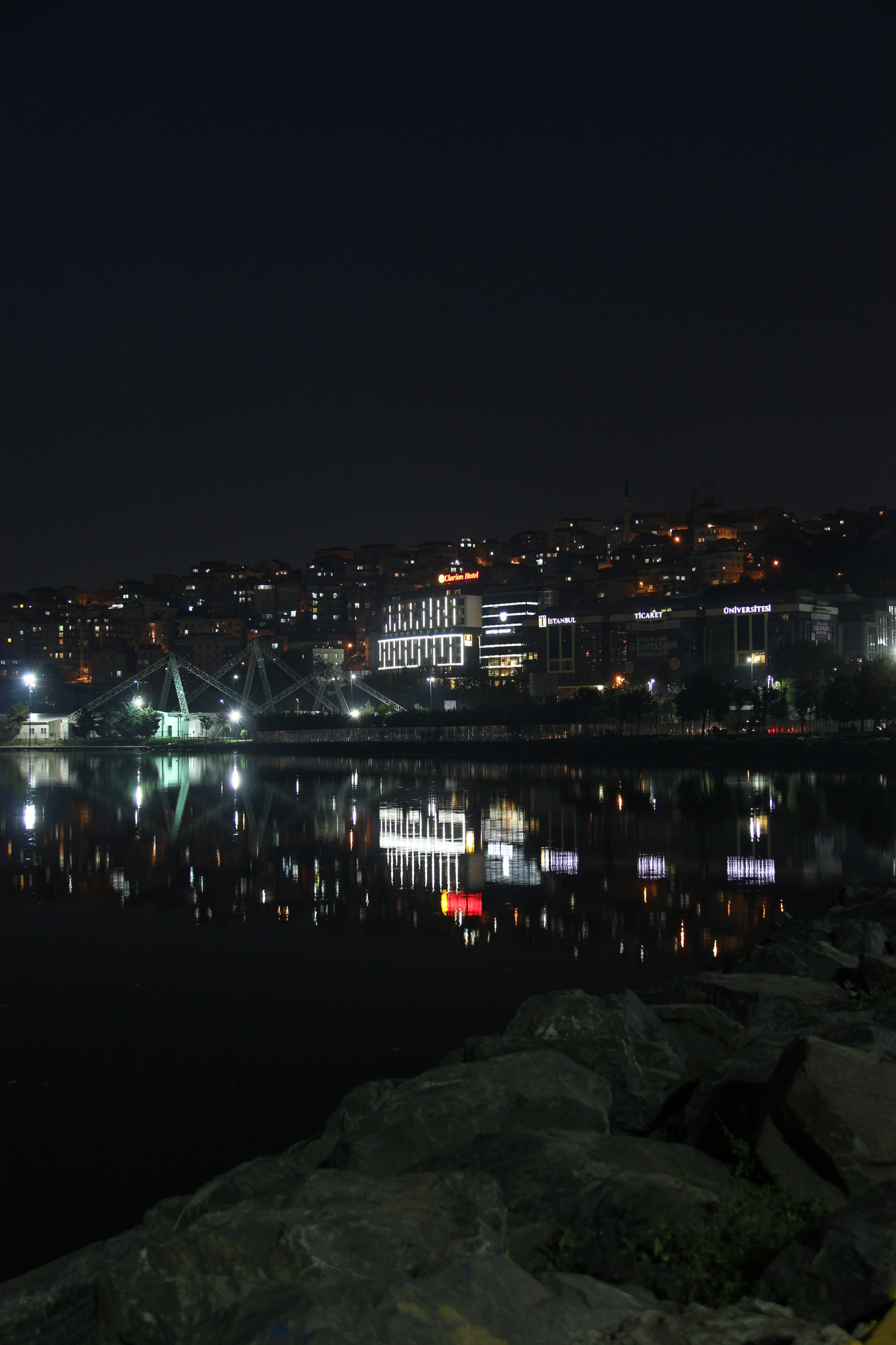 Canon EF-S 18-200mm F3.5-5.6 IS sample photo