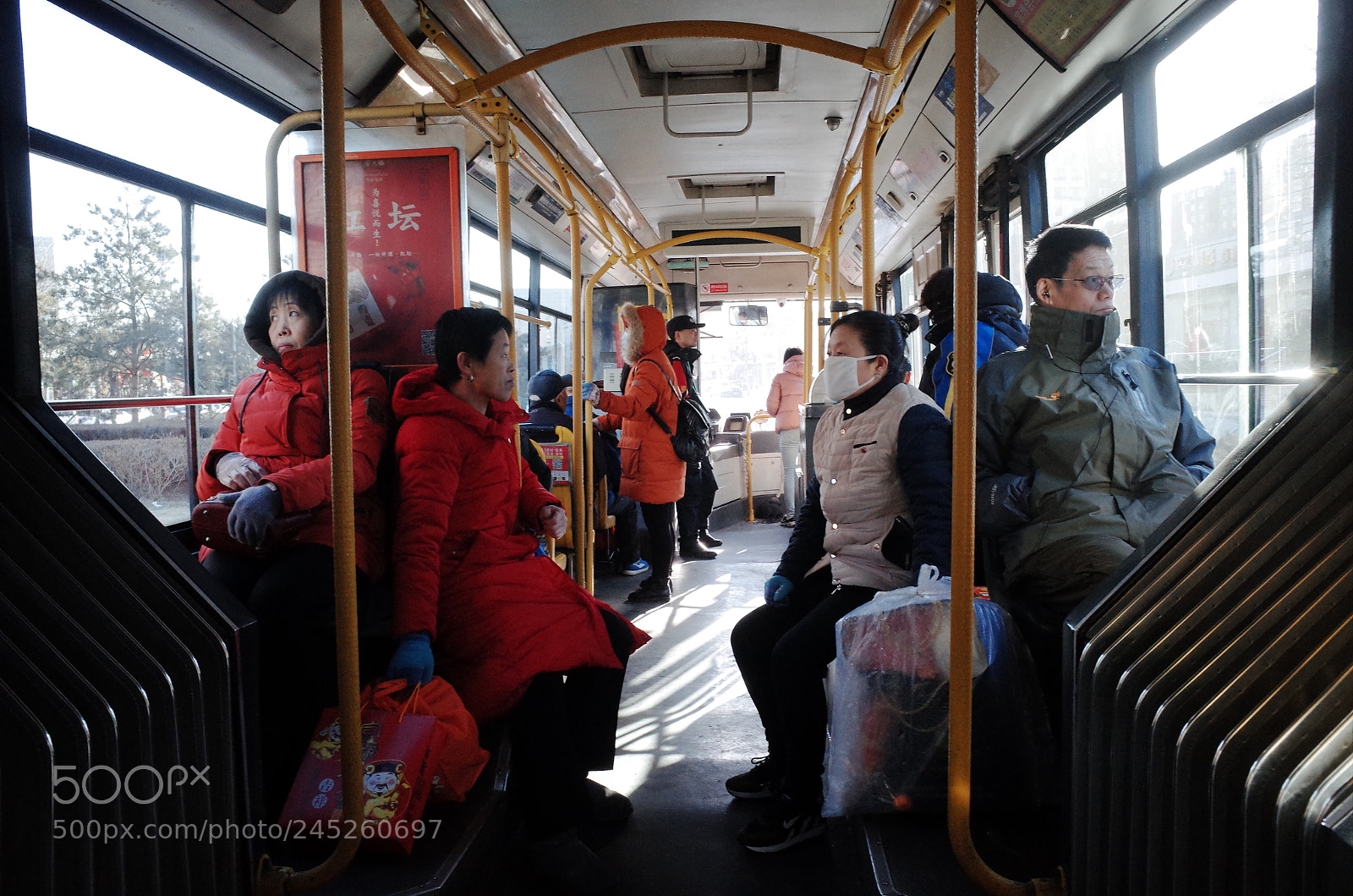 Ricoh GR II sample photo. In the bus photography