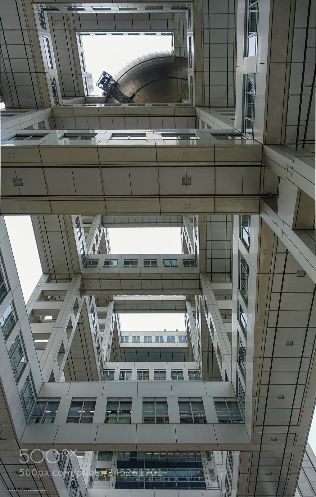 Sony Cyber-shot DSC-RX100 III sample photo. Fuji tv building i photography