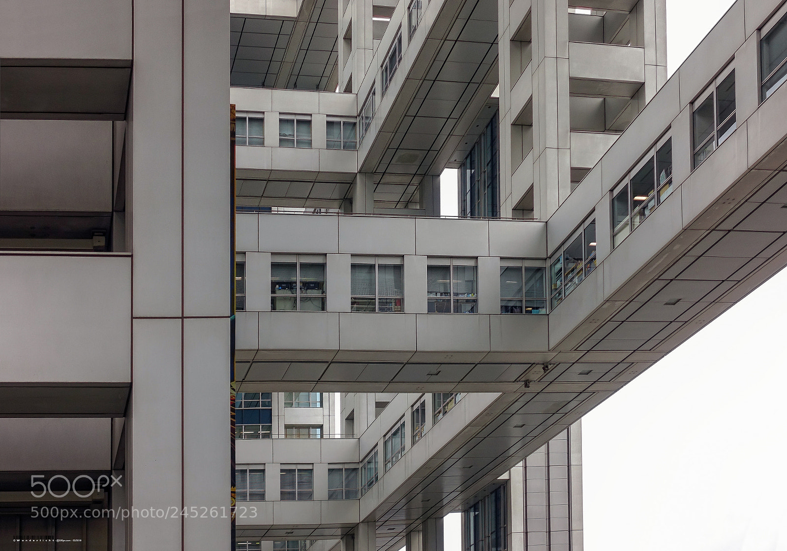 Sony Cyber-shot DSC-RX100 III sample photo. Fuji tv building iii photography
