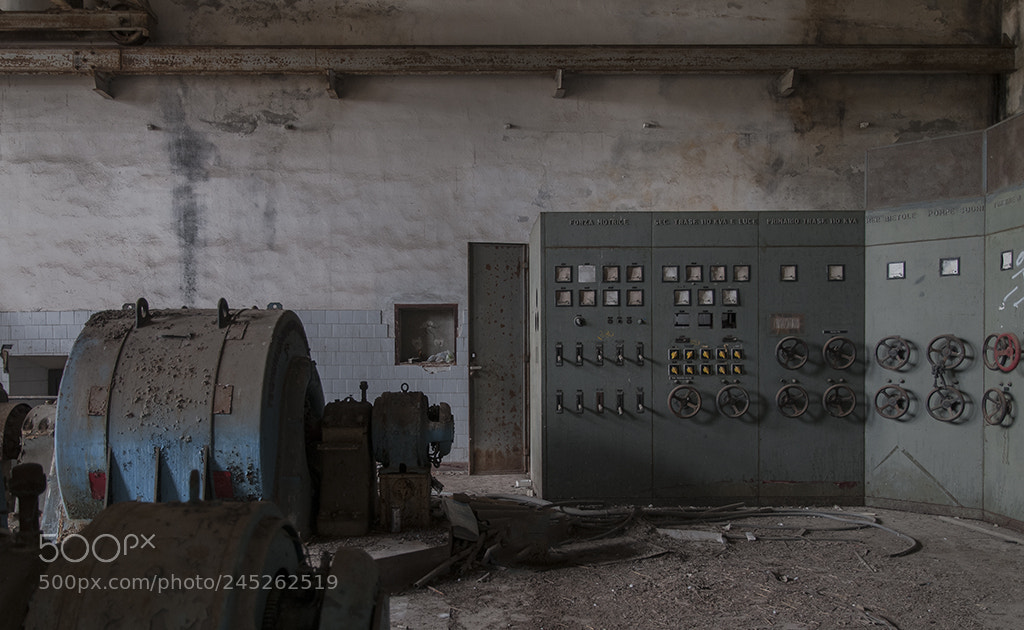 Nikon D300 sample photo. Rivoluzione industriale photography