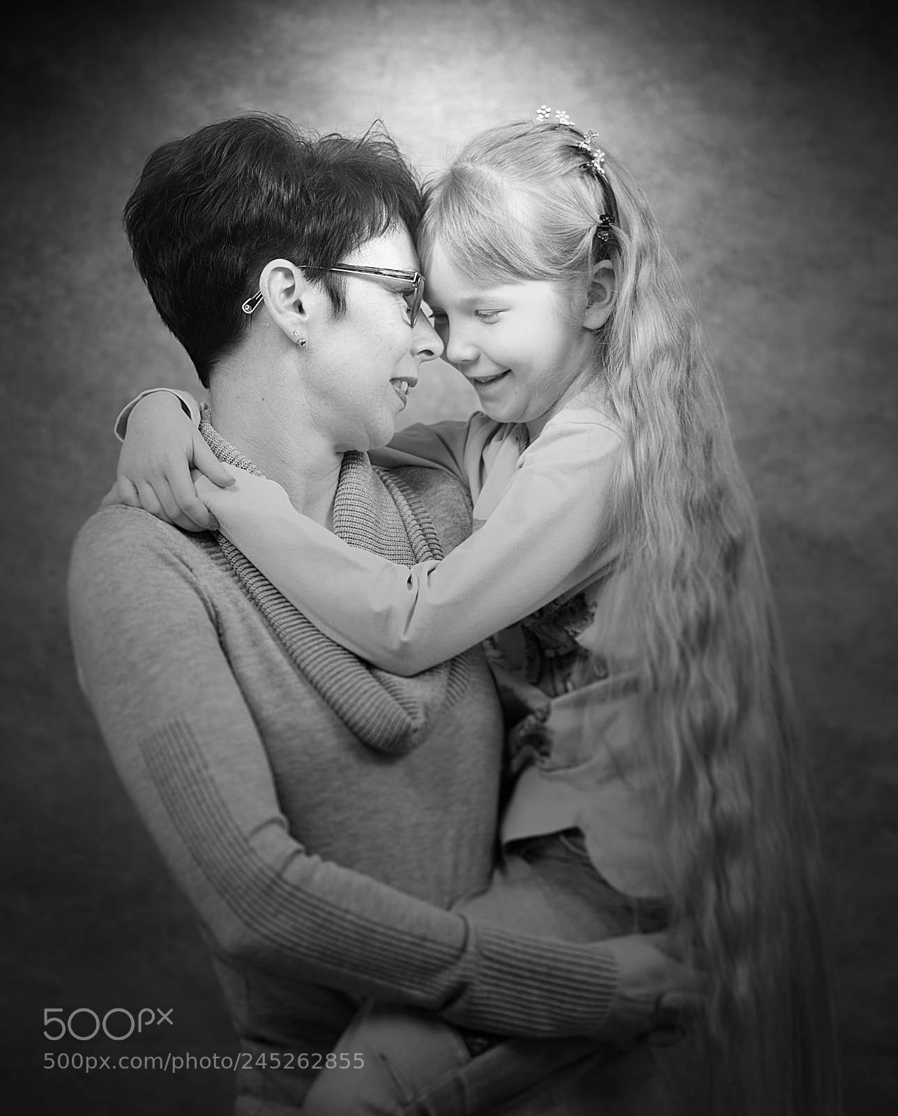 Sony a7 II sample photo. When the mother loves photography