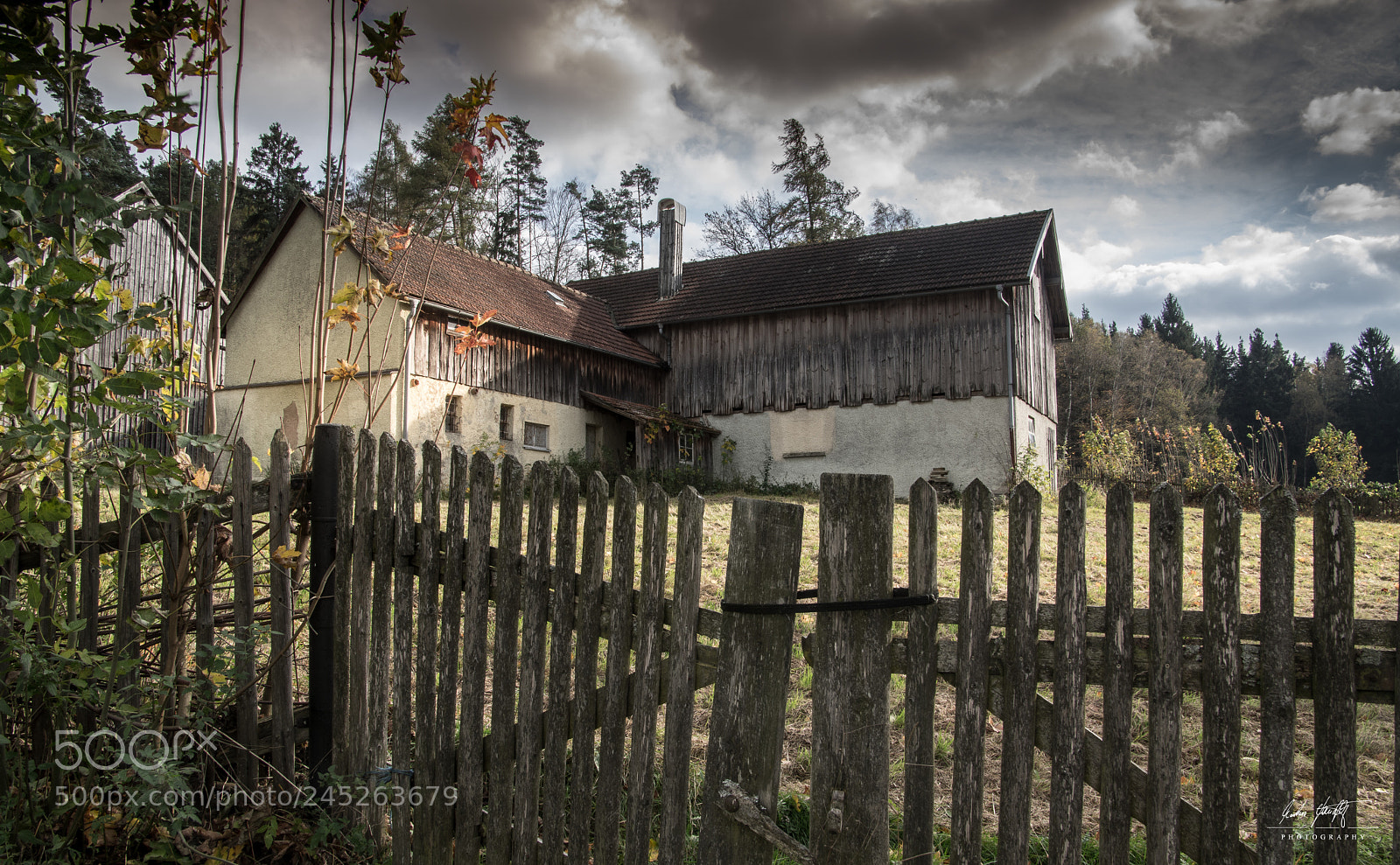 Pentax K-3 II sample photo. The abandoned farm house photography