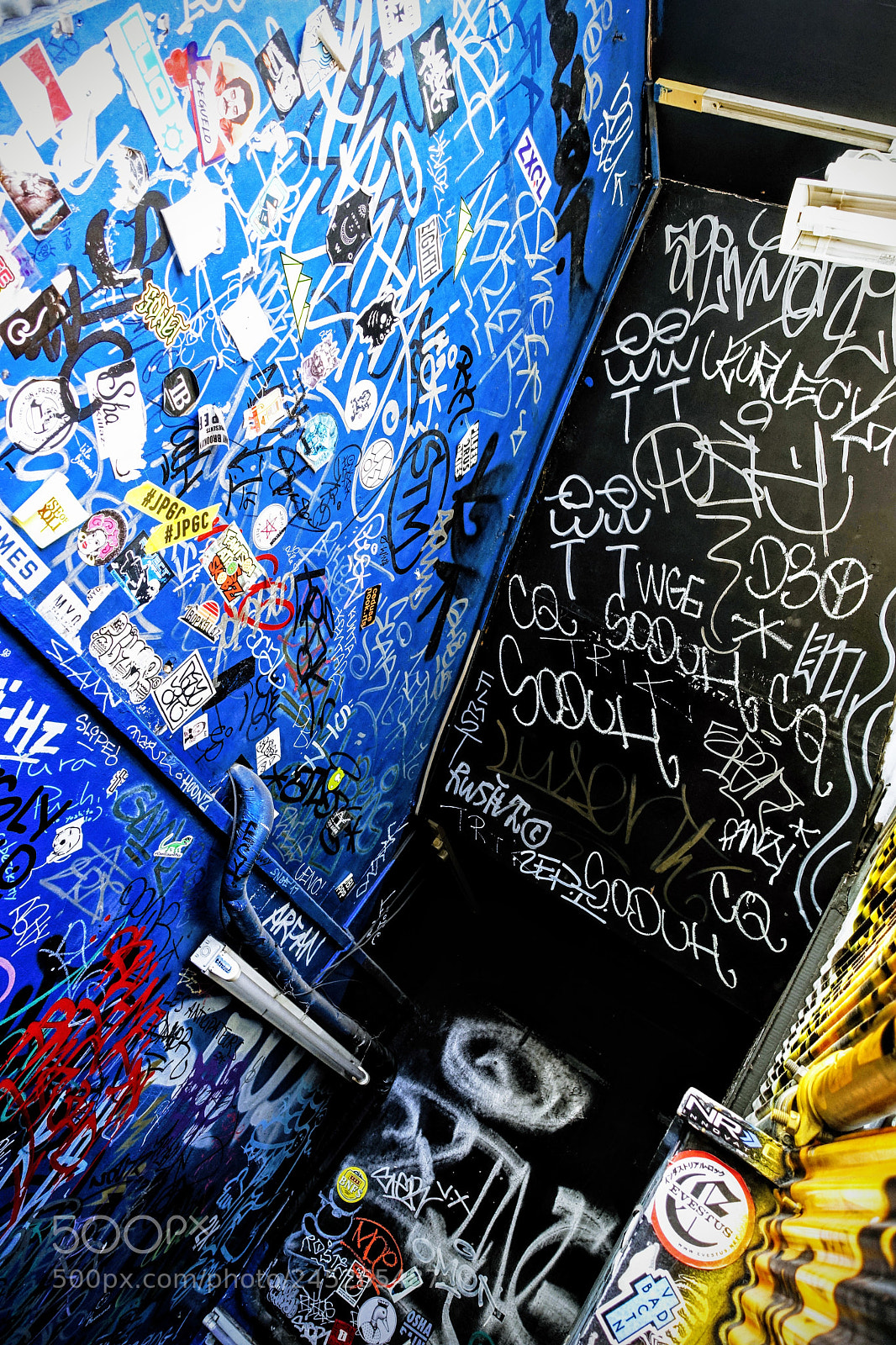 Sony Cyber-shot DSC-RX100 III sample photo. Colors photography